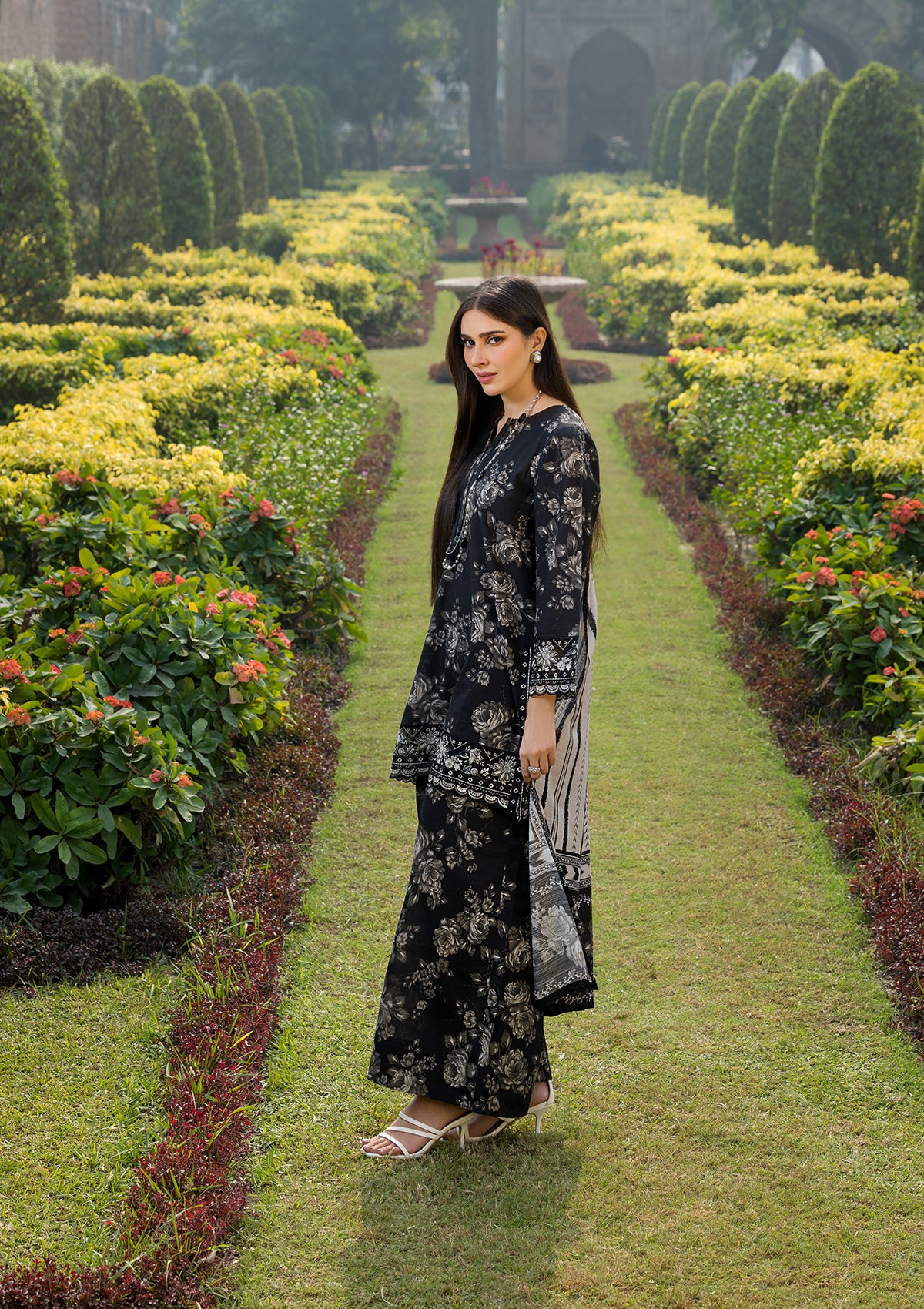 EMBROIDERED KHADDAR BT6513-BLK