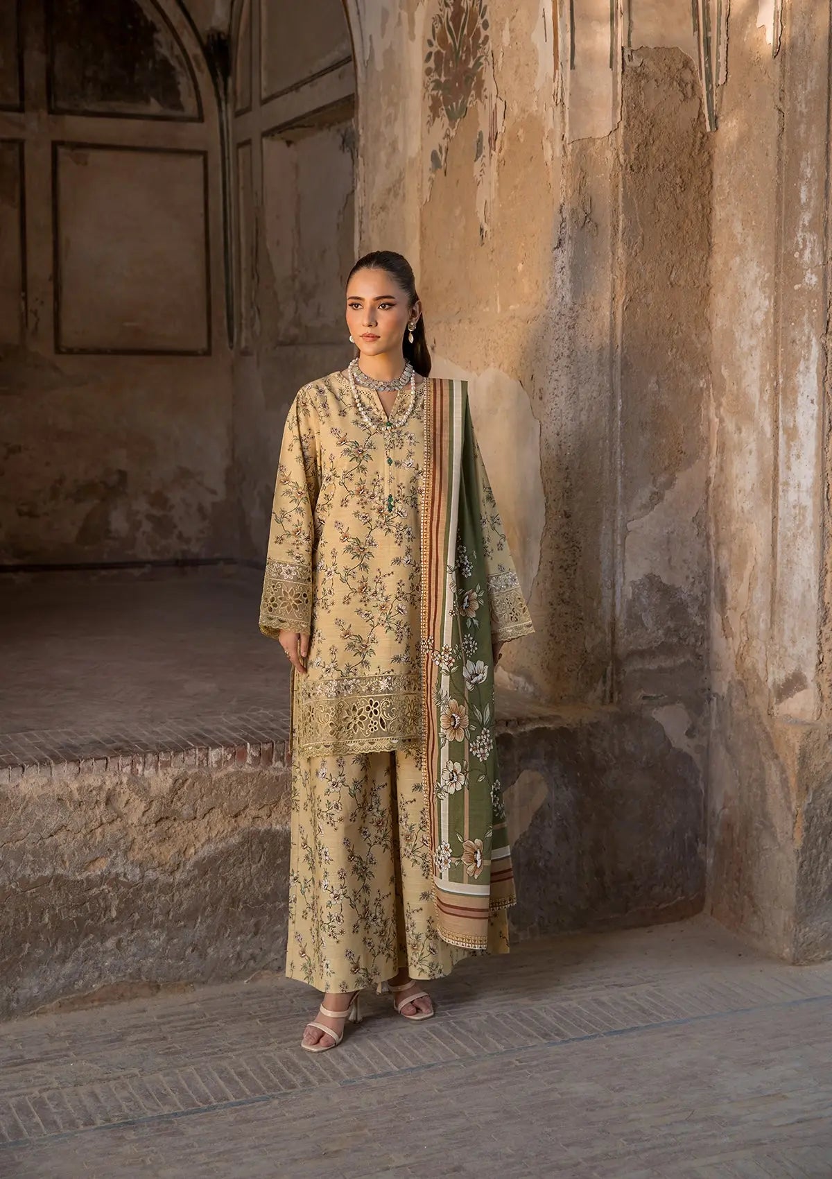 EMBROIDERED KHADDAR BT6513-LLM Bin Tayyab