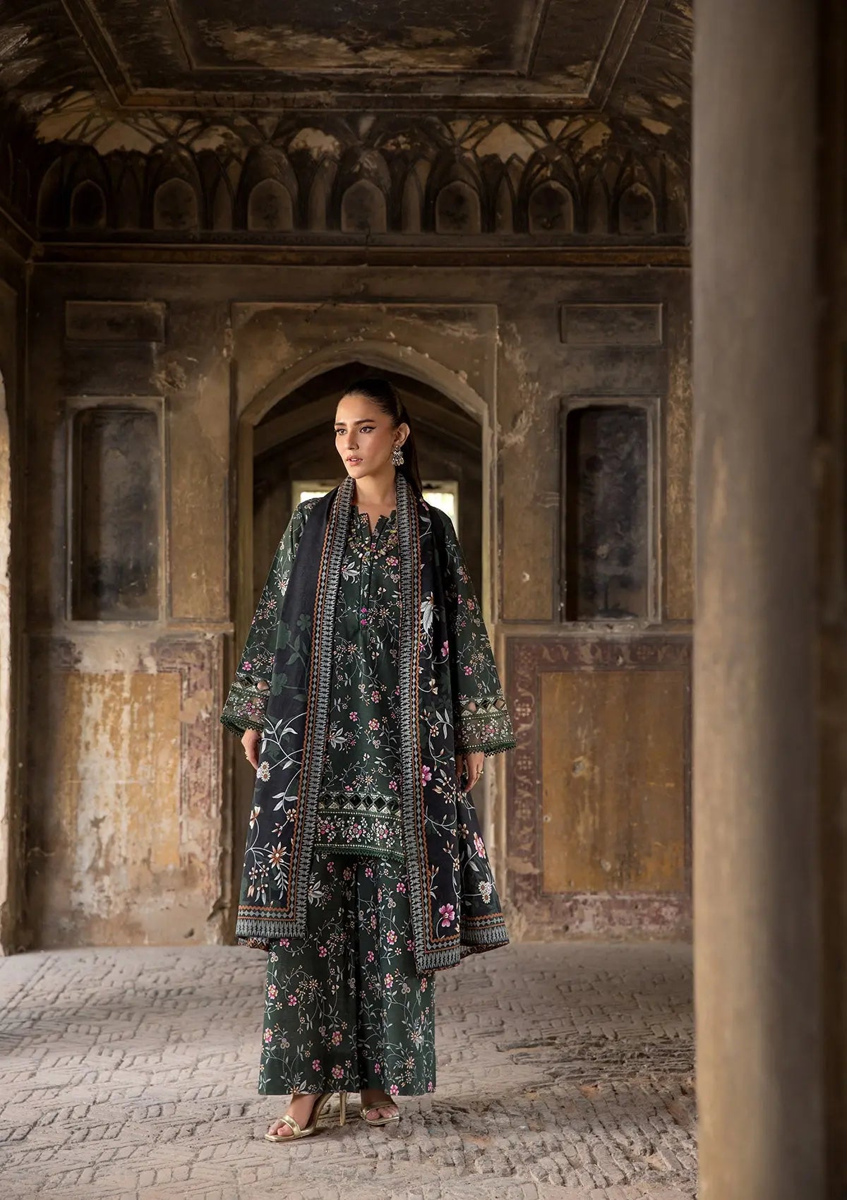 EMBROIDERED KHADDAR BT6513-DGN Bin Tayyab