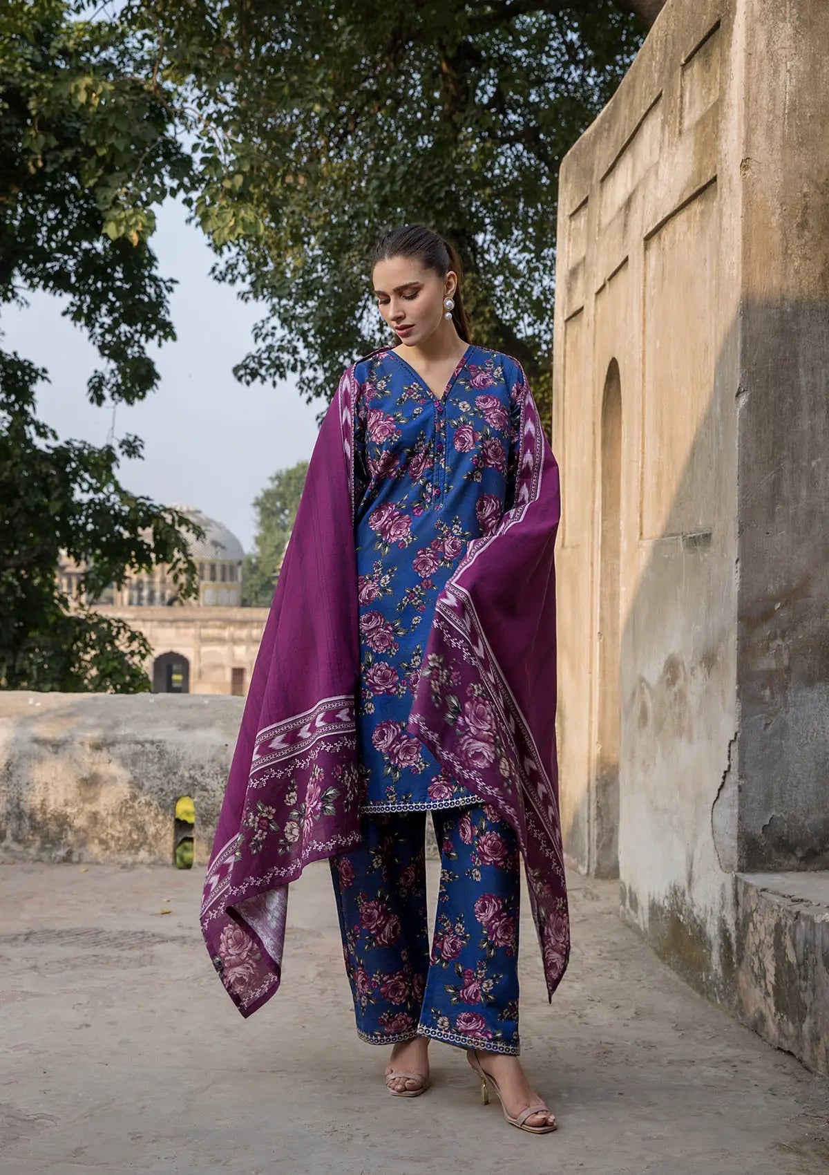 EMBROIDERED KHADDAR BT6512-BLU Bin Tayyab