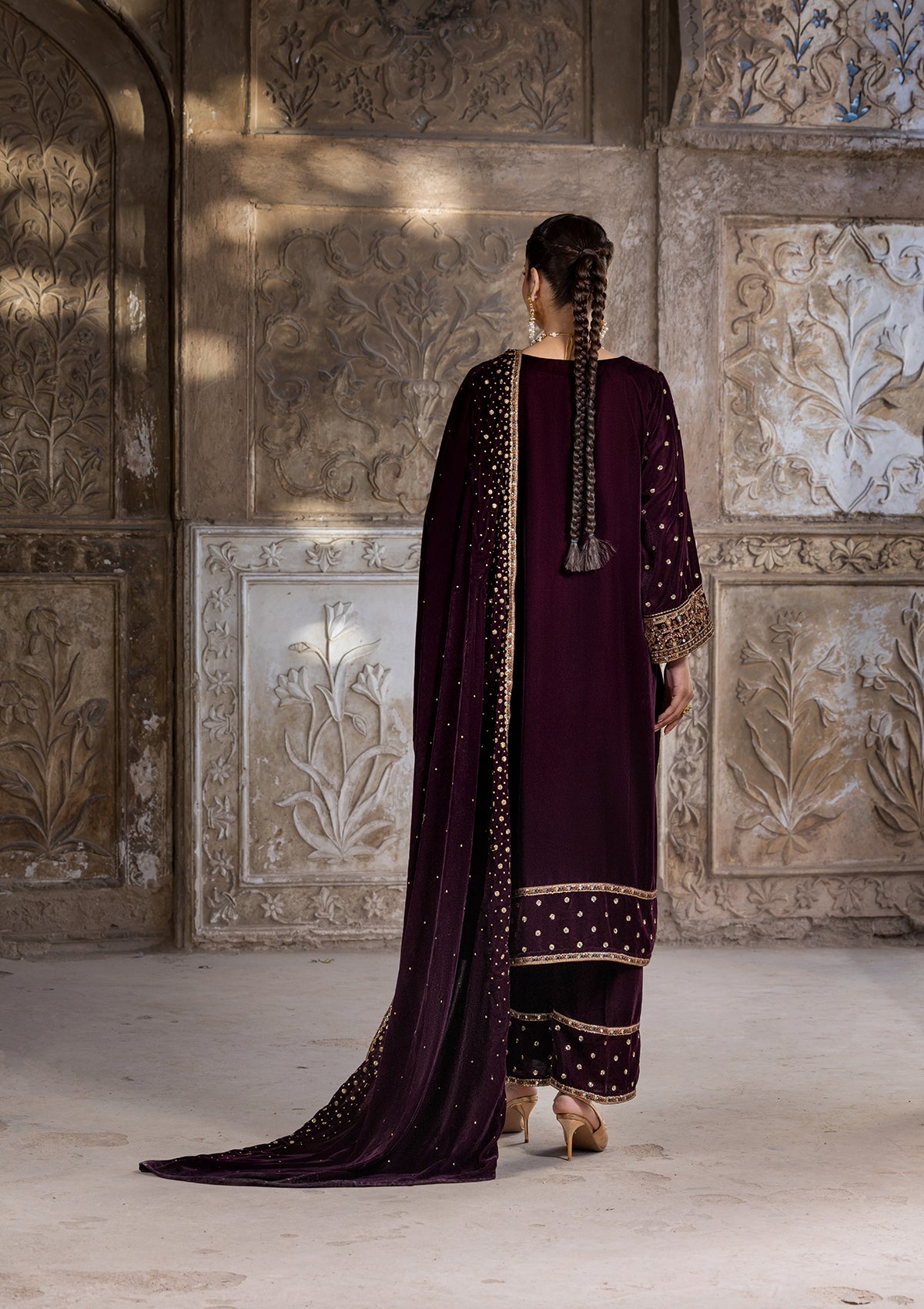 Embroidered Velvet BT6529-MRN