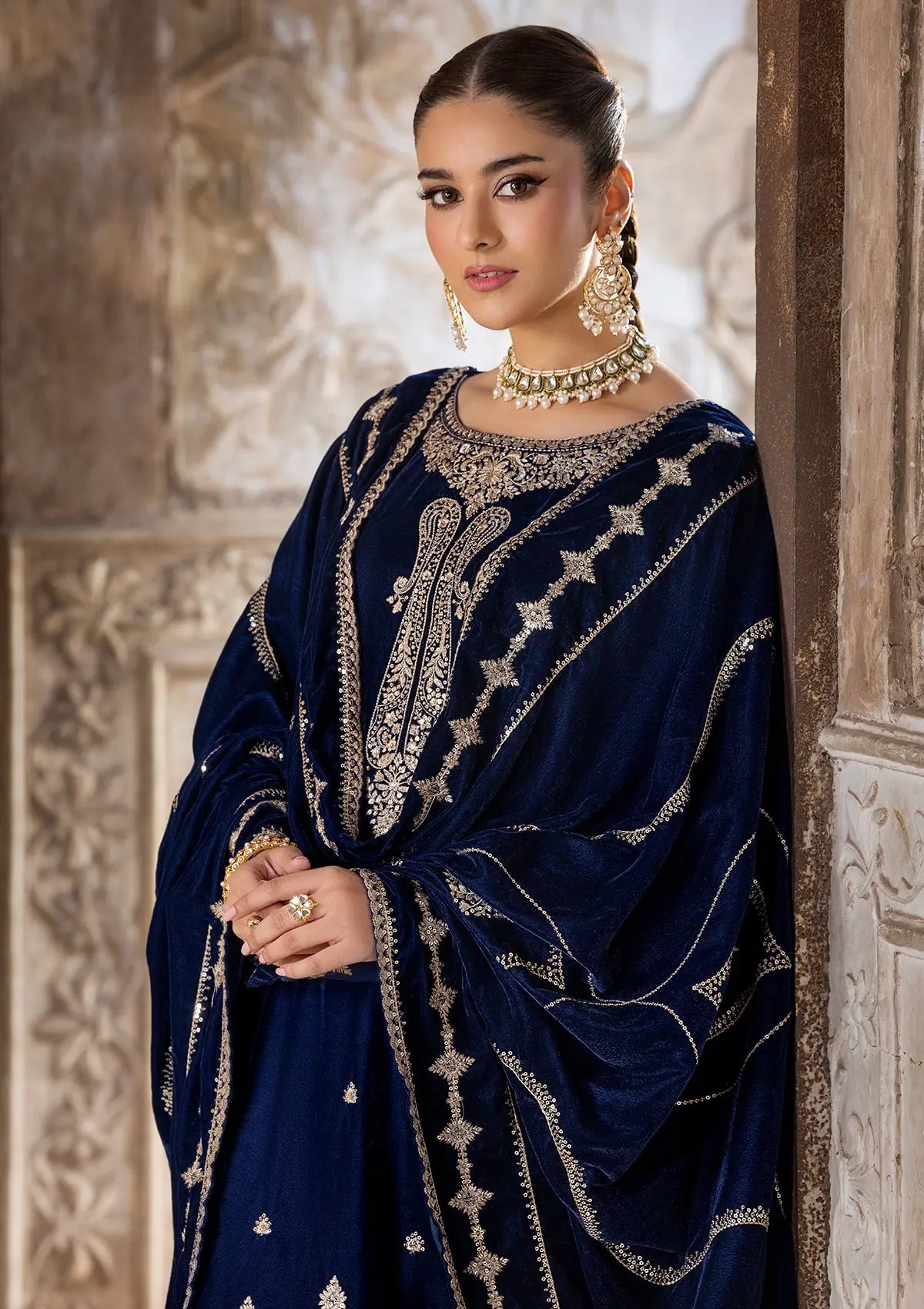 Embroidered Velvet BT6529-NBL Bin Tayyab