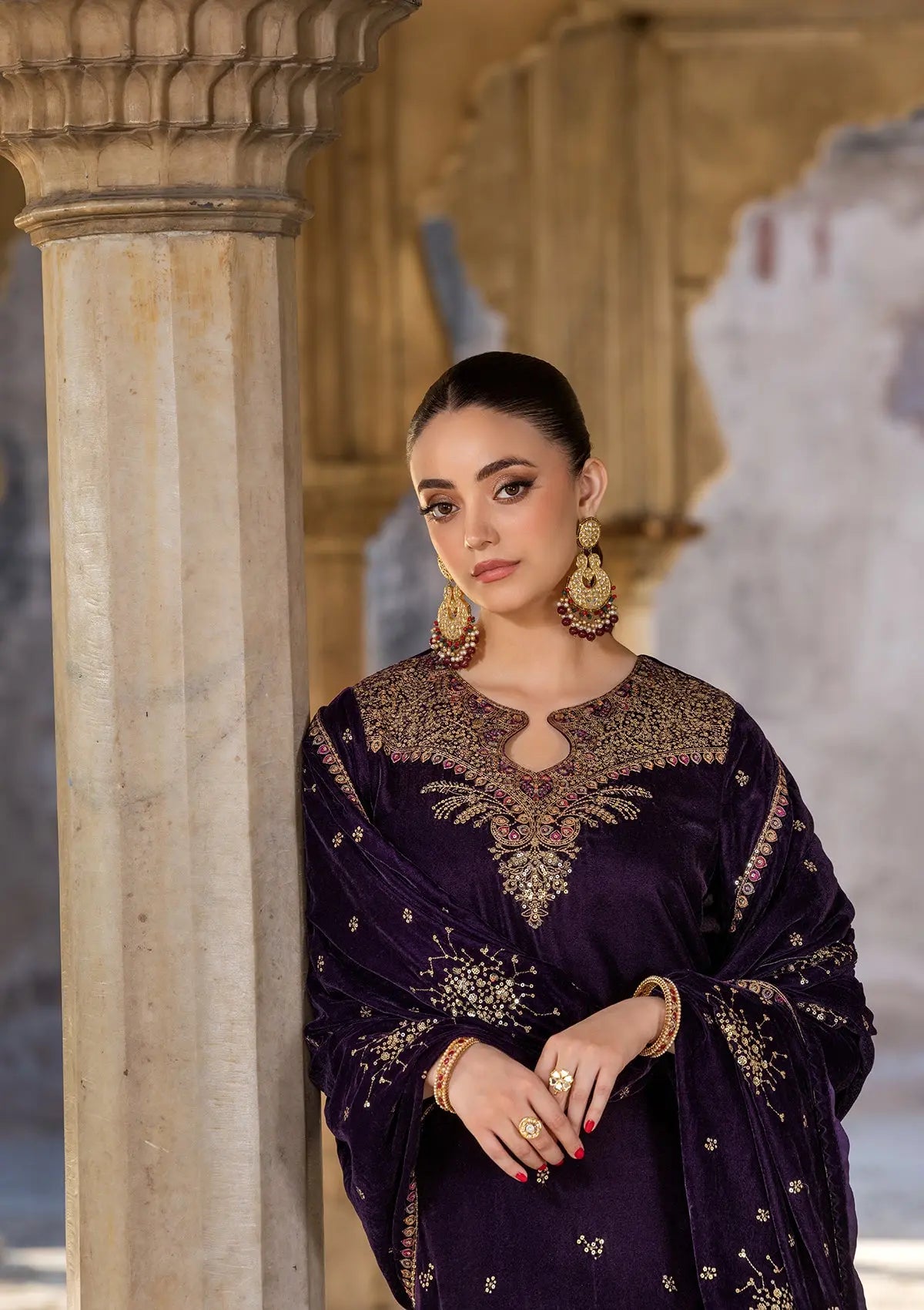 Embroidered Velvet BT6529-PUR Bin Tayyab