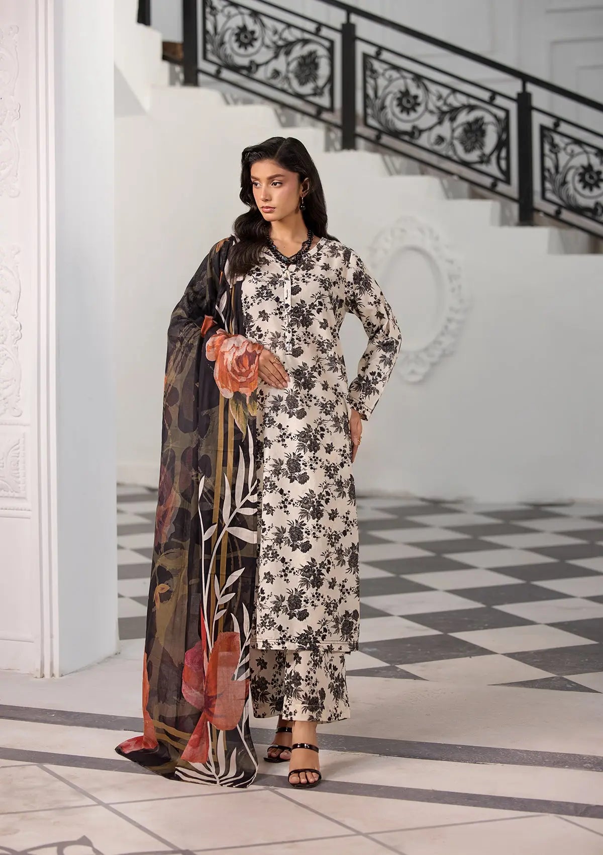 PRINTED LAWN BT6370-SKN Bin Tayyab
