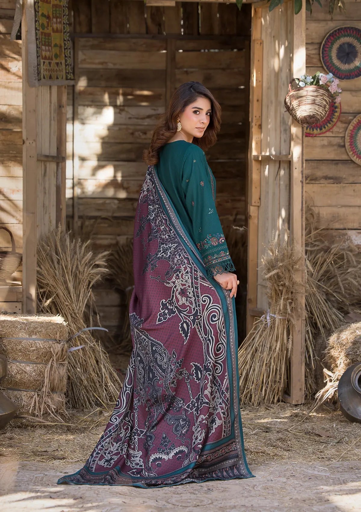 Khaddar (BT109-21) 3-Piece Stitch Suit Green Bin Tayyab