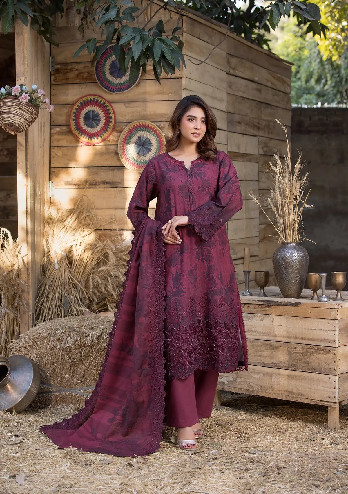 EMBROIDERED Lawn BT006898-MRN