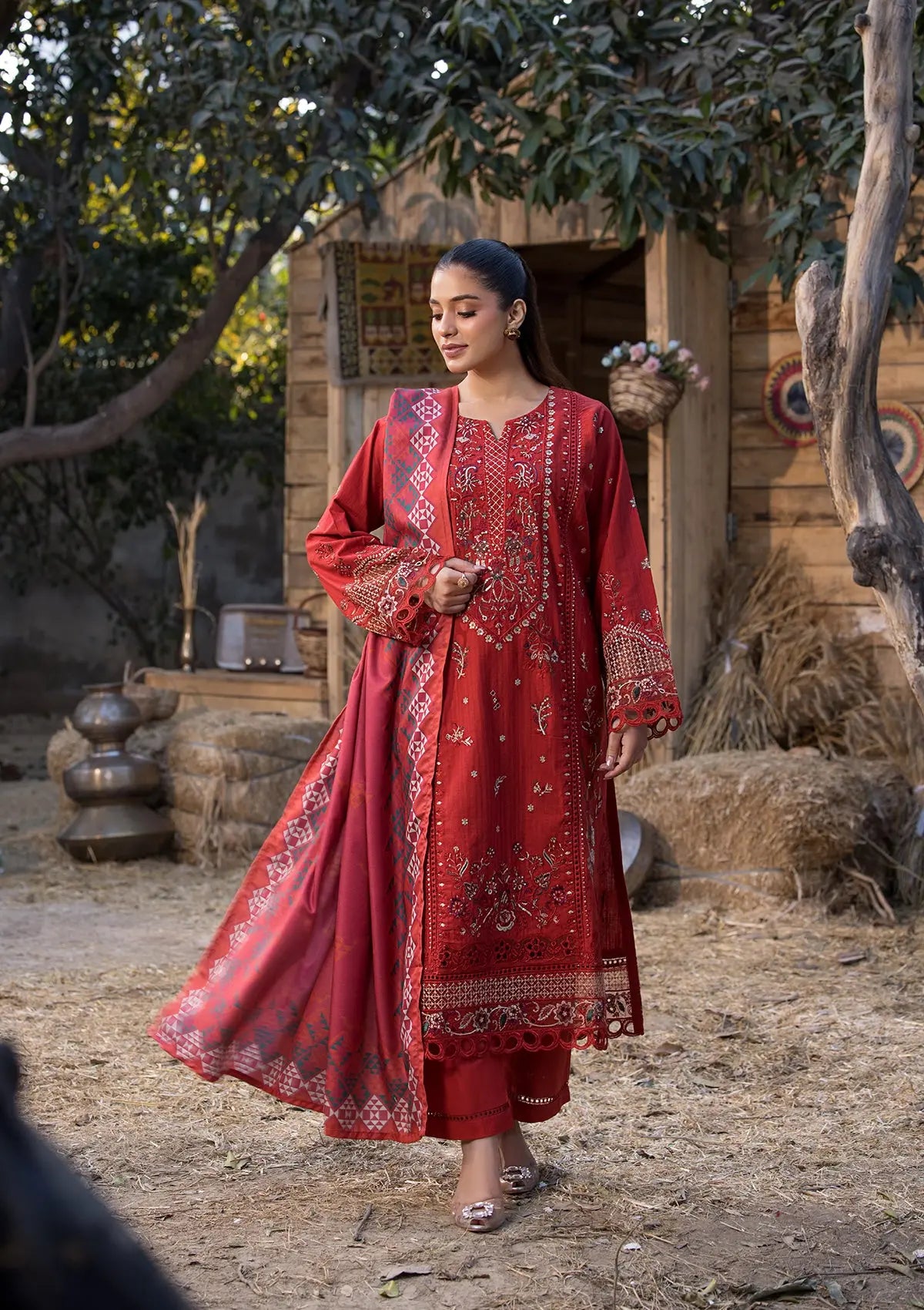 Khaddar (BT114) 3-Piece Stitch Suit Red Bin Tayyab