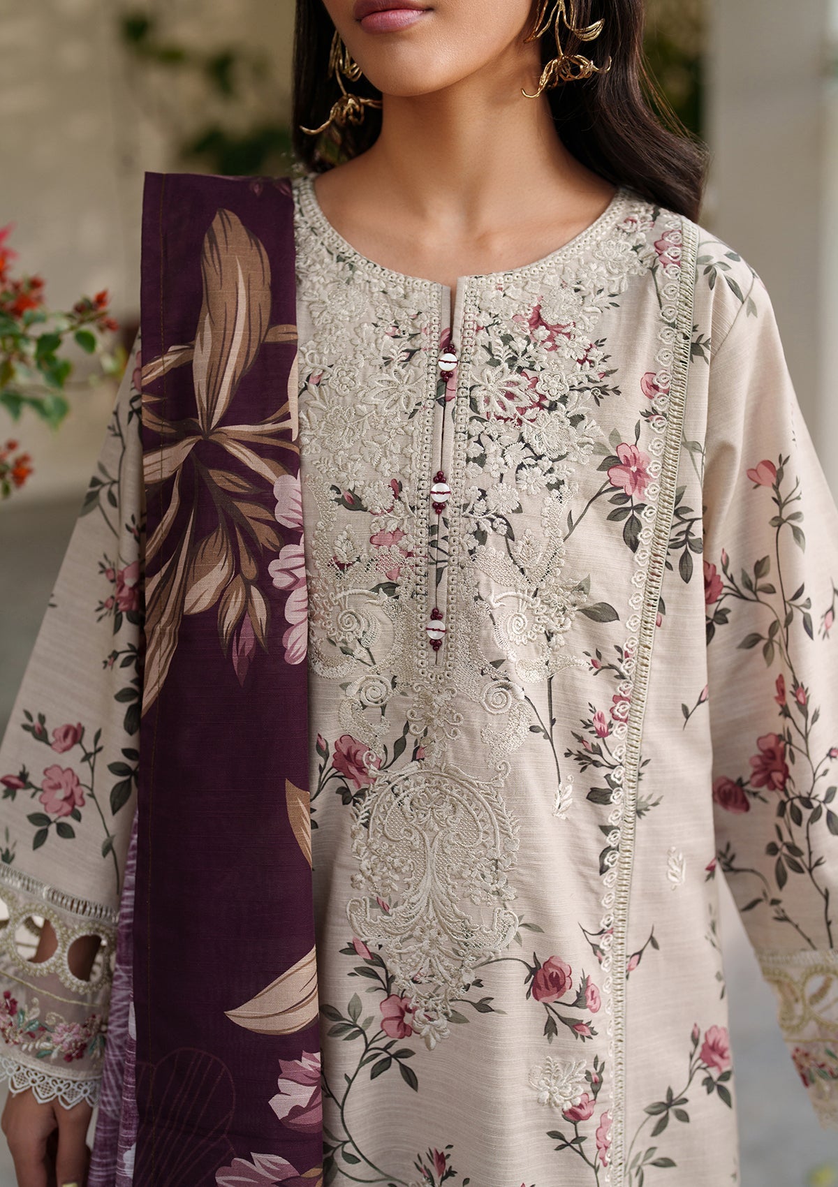 PRINTED EMBROIDERED Lawn BT006896-SKN