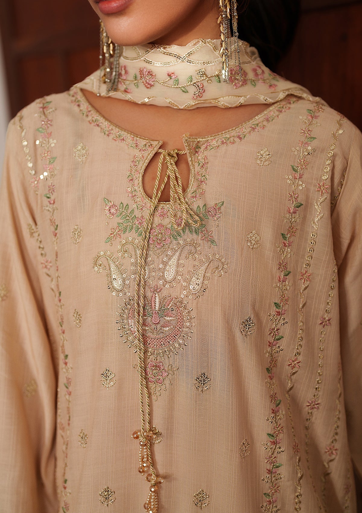 Embroidered Lawn BT6573-SKN Bin Tayyab