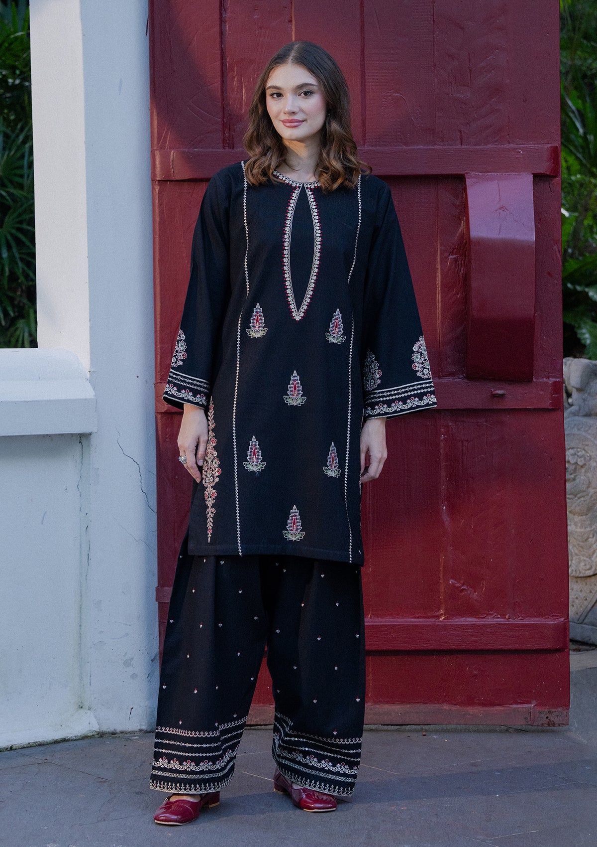 Embroidered Khaddar BT006931-BLK