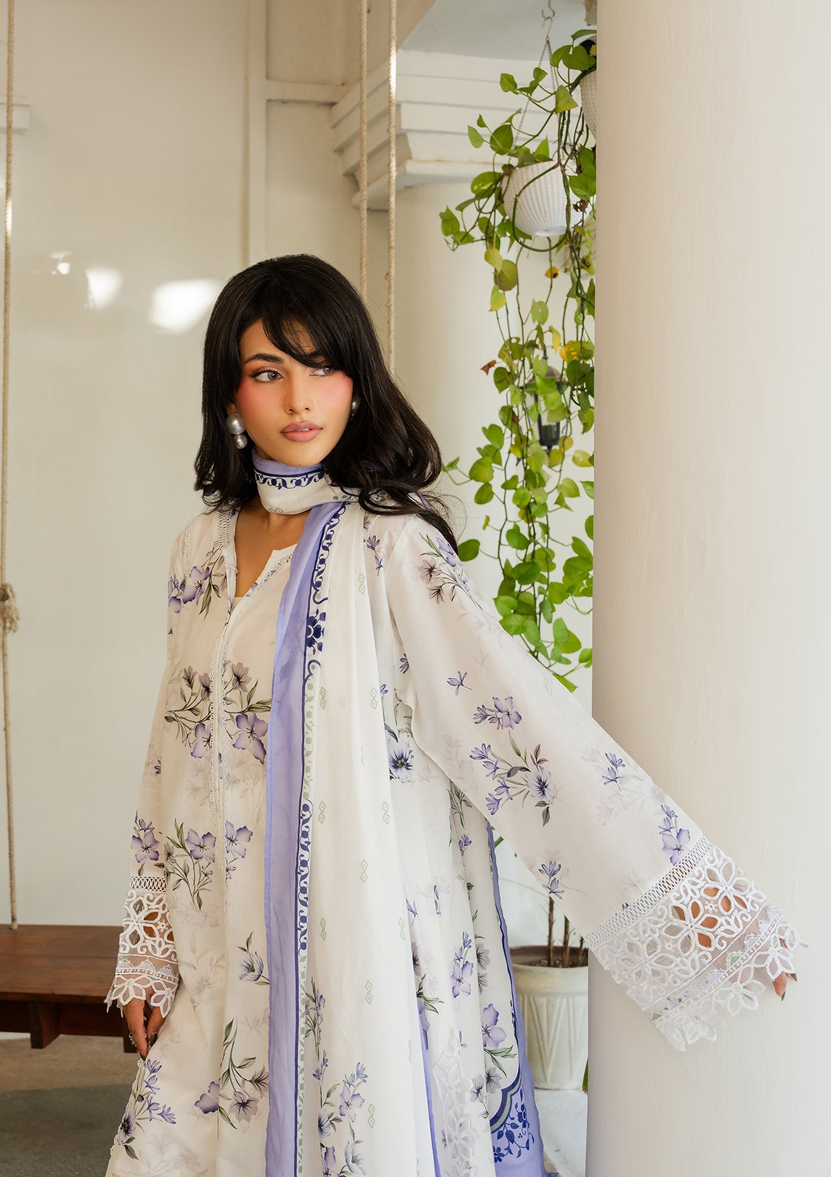 EMBROIDERED Lawn BT006887-OWH