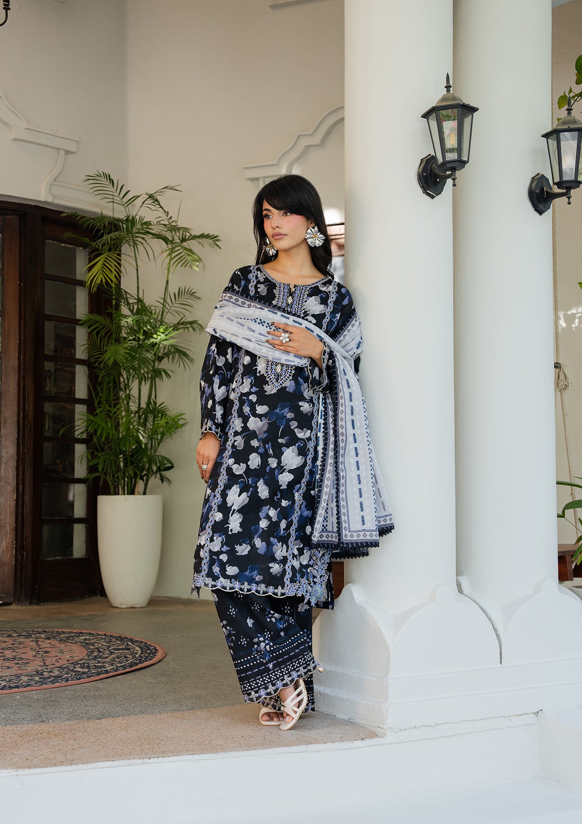 EMBROIDERED Lawn BT006892-BBU