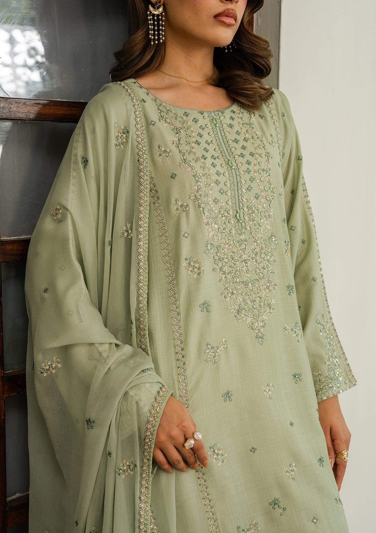 LUXURY Embroidered VISCOSE BT006604-PST