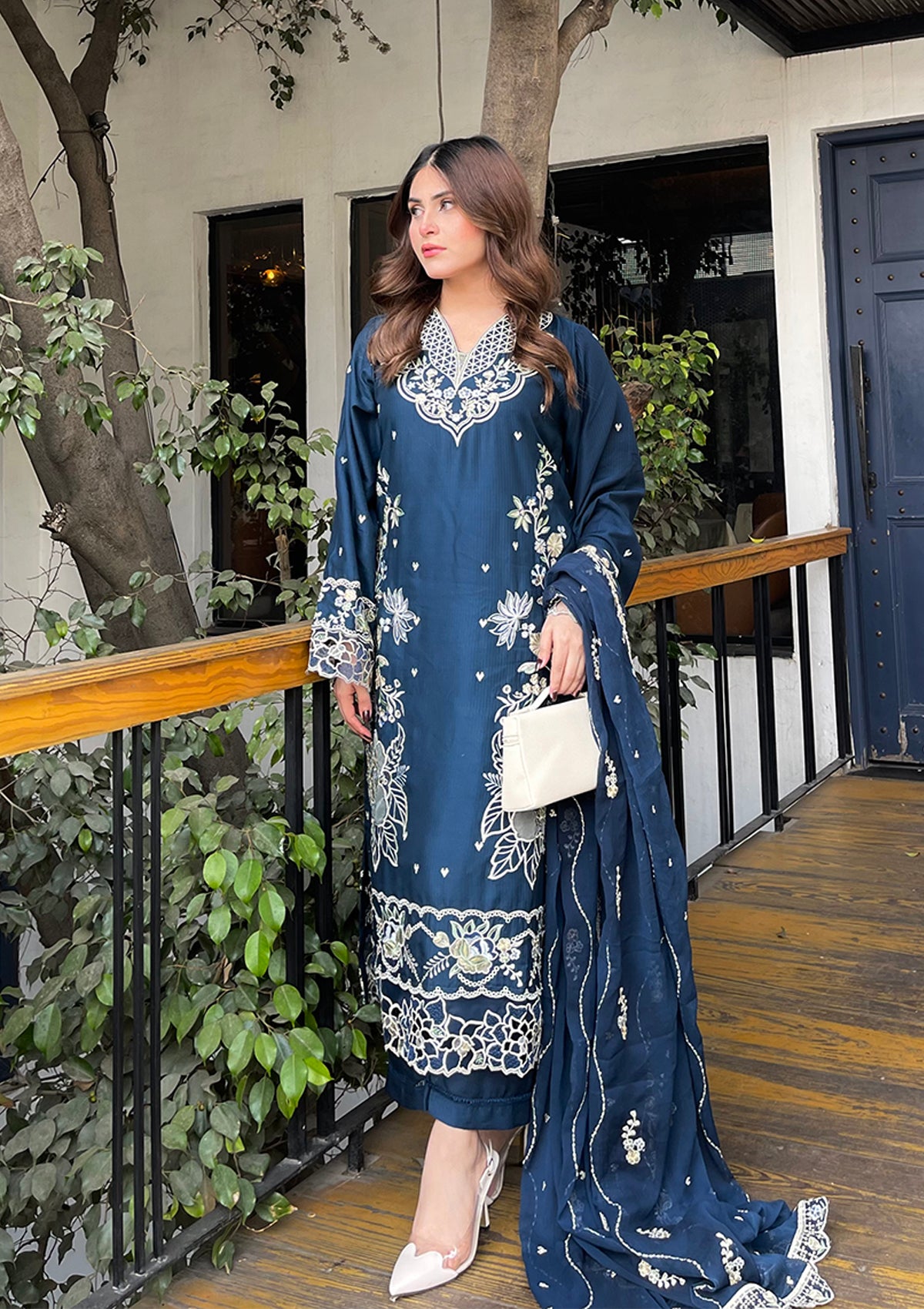 Embroidered Lawn BT6604-BLU