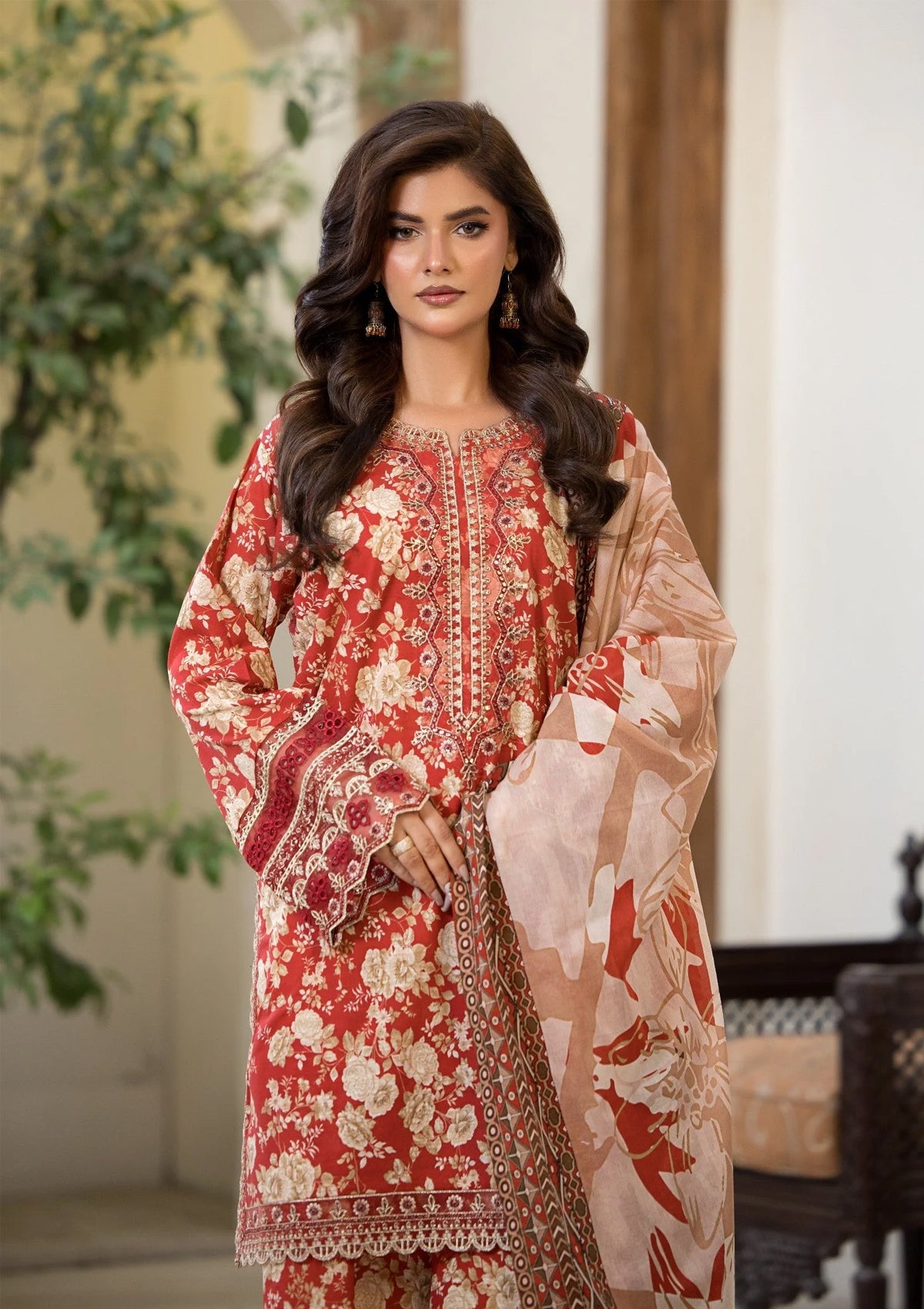 Embroidered Lawn BT6296-SMN