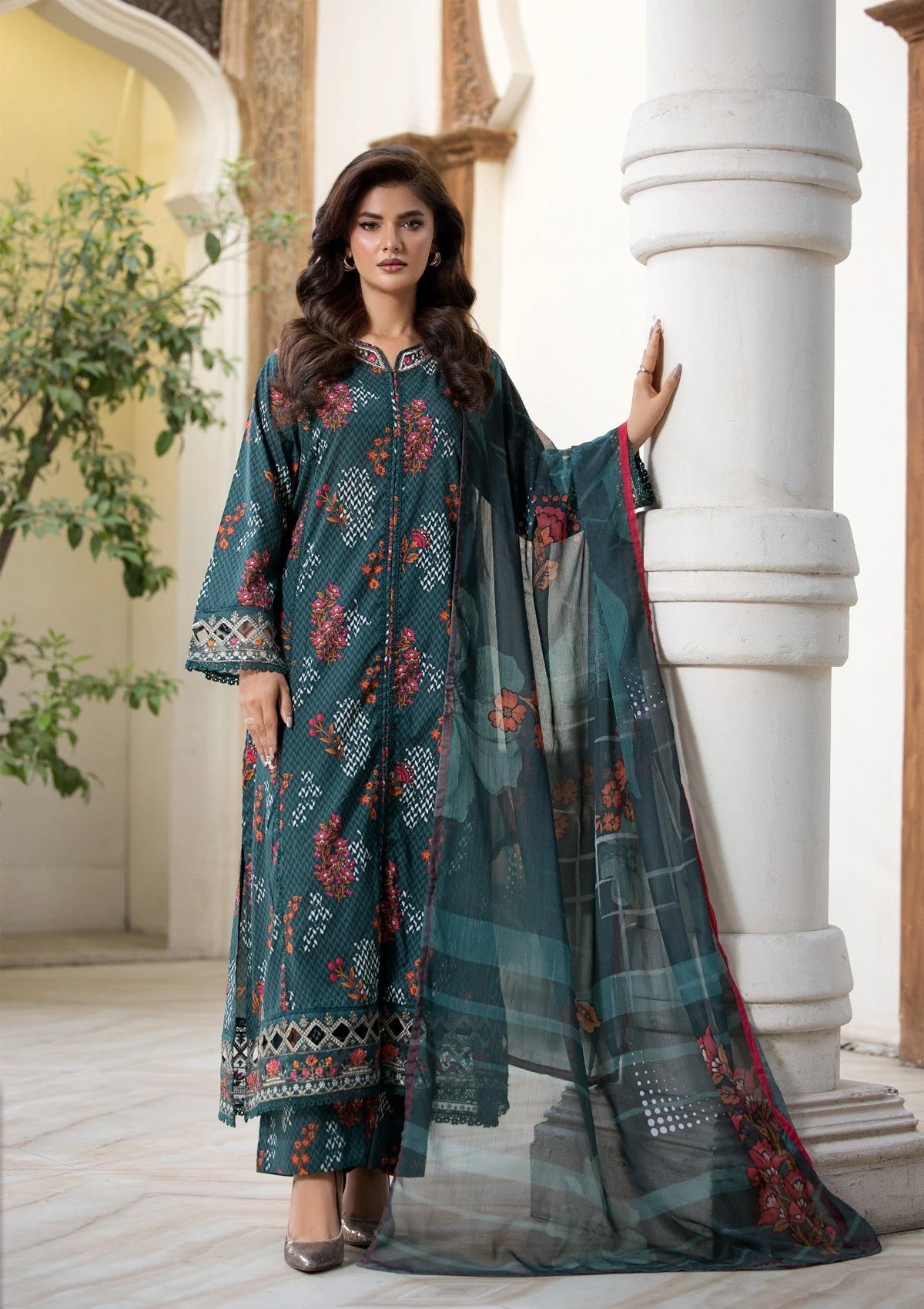 Embroidered Lawn (BT006320-DPG)