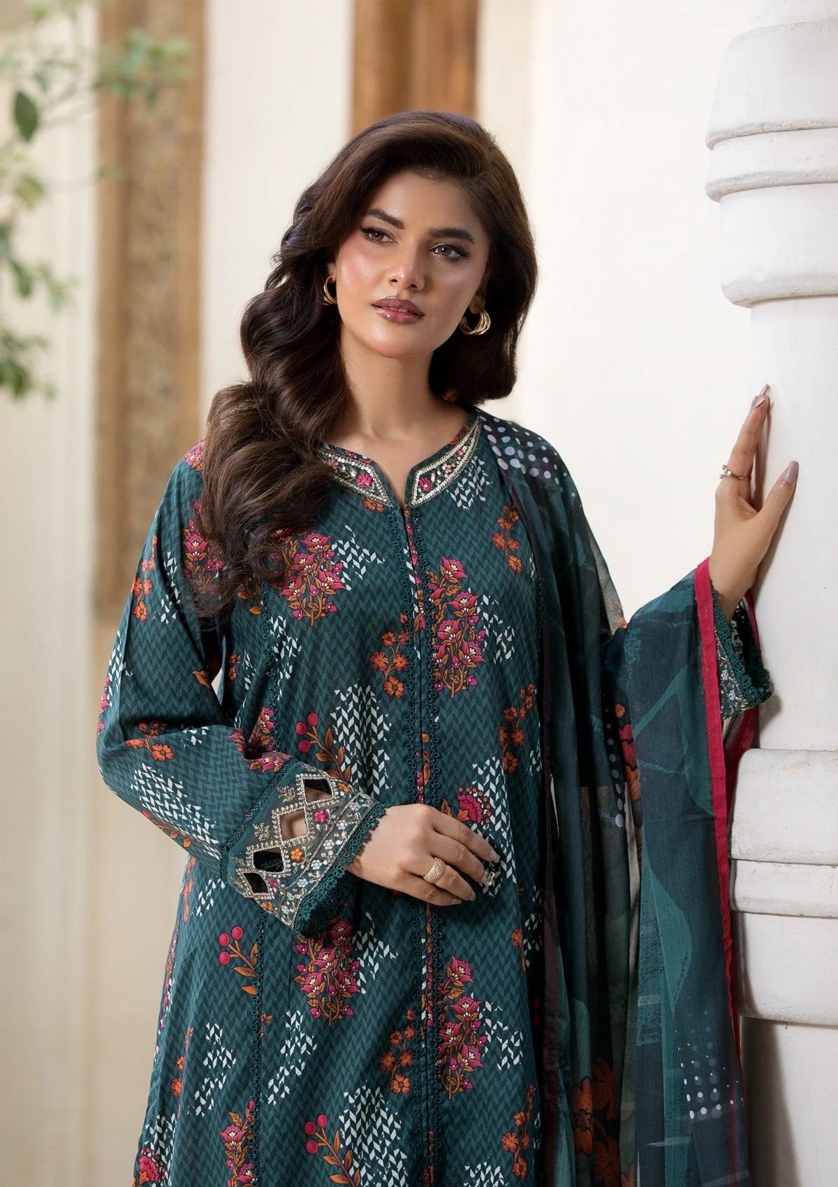 Embroidered Lawn (BT006320-DPG)