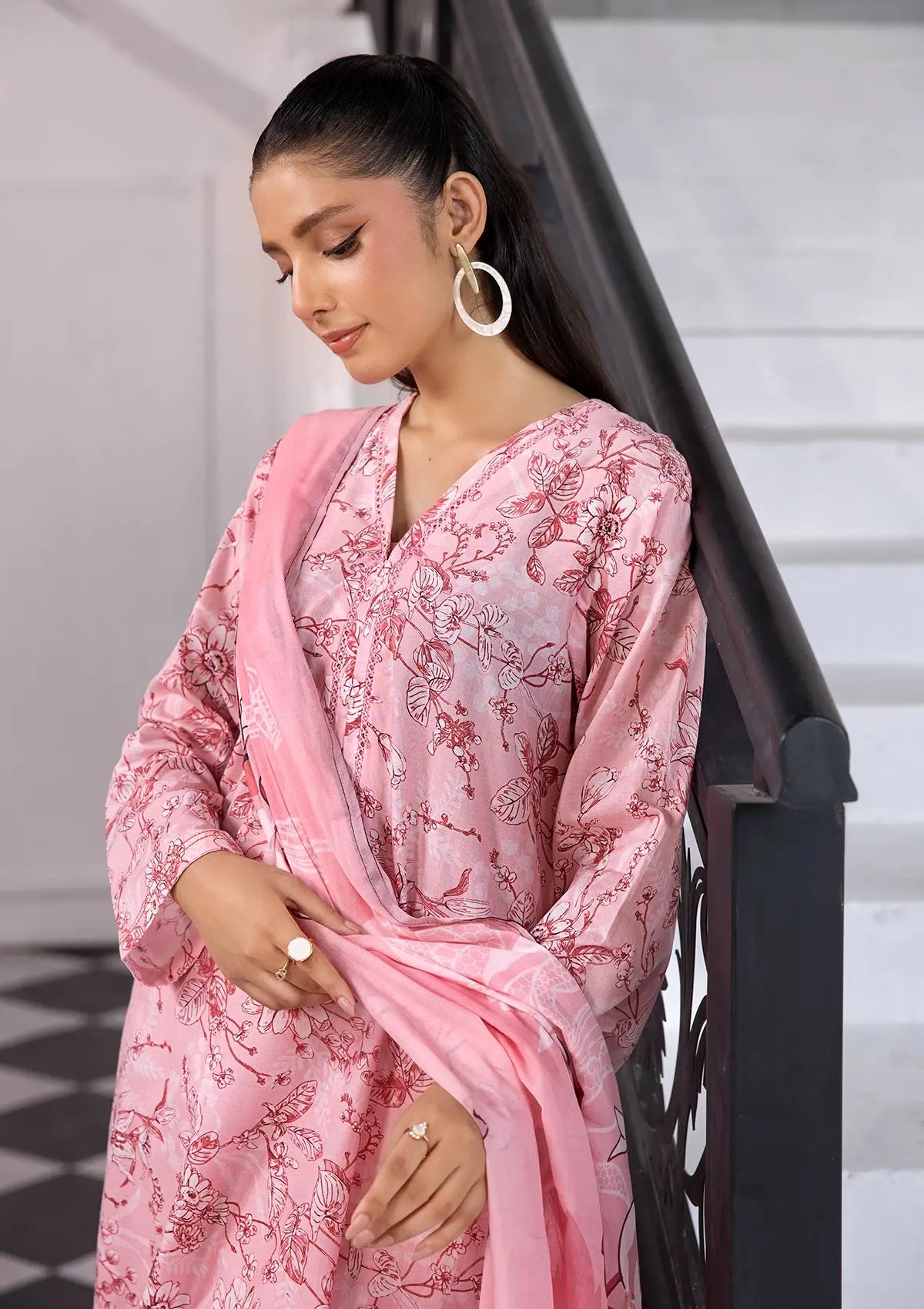 PRINTED LAWN BT6370-PNK Bin Tayyab