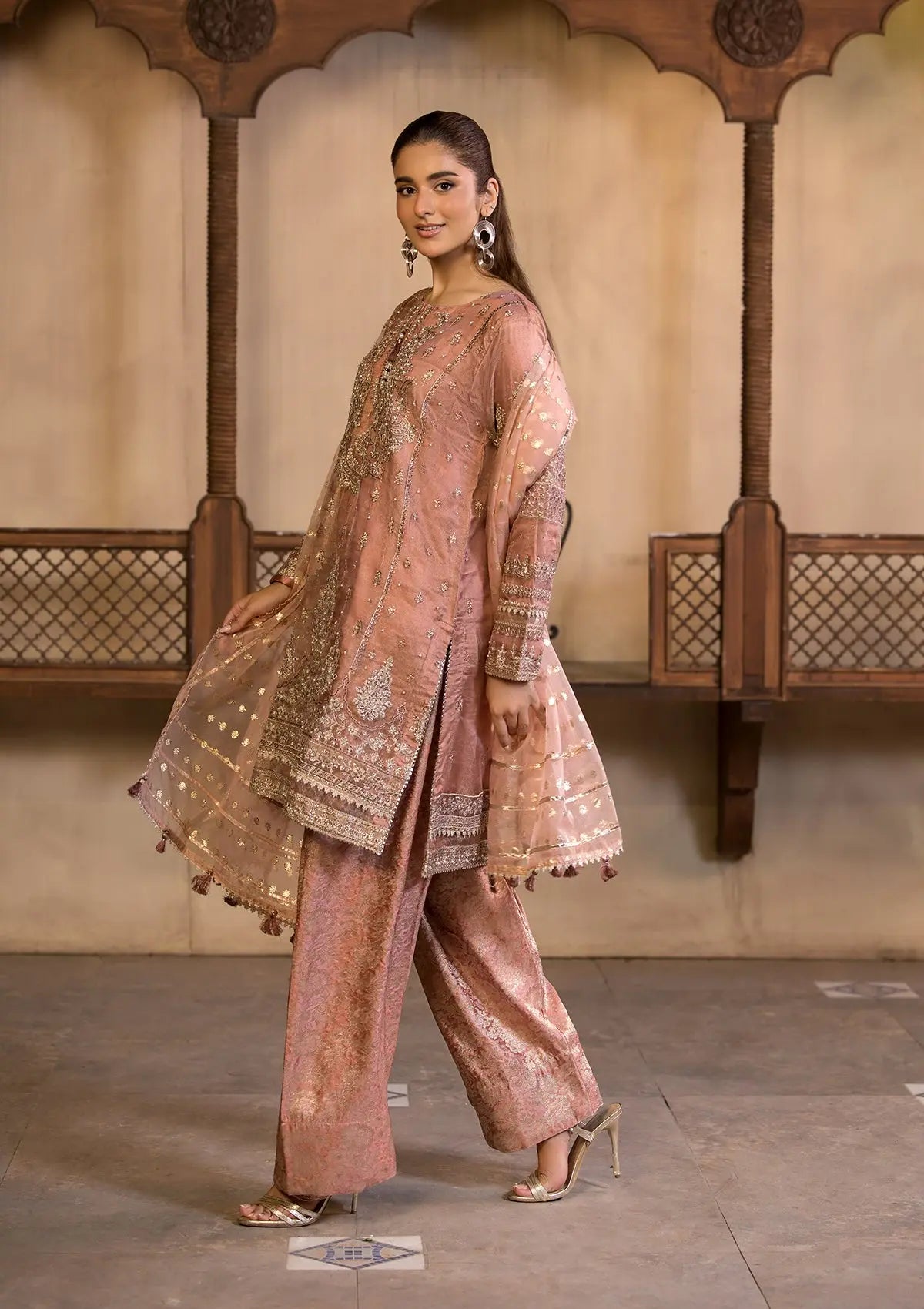 (BT006309-PNK-10) Bin Tayyab