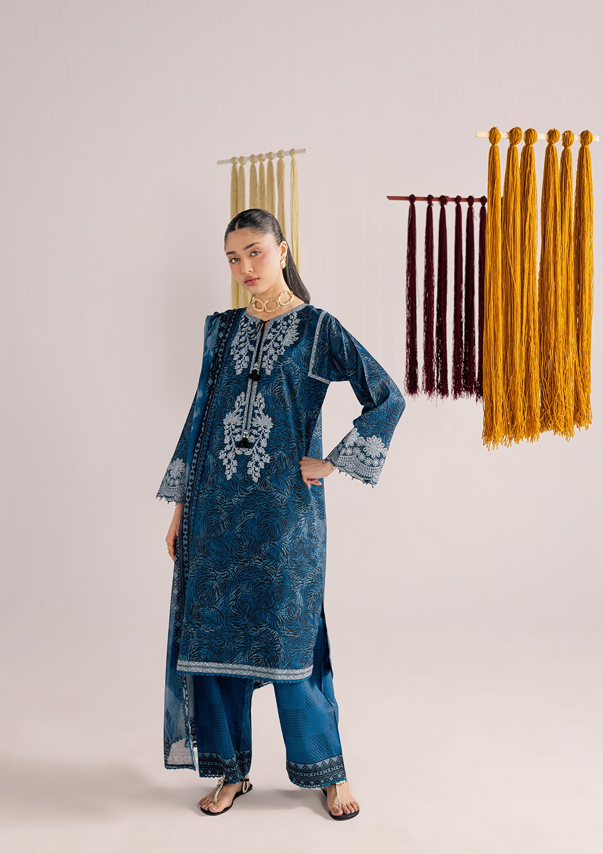 PRINTED EMBROIDERED LAWN BT006859-BLU