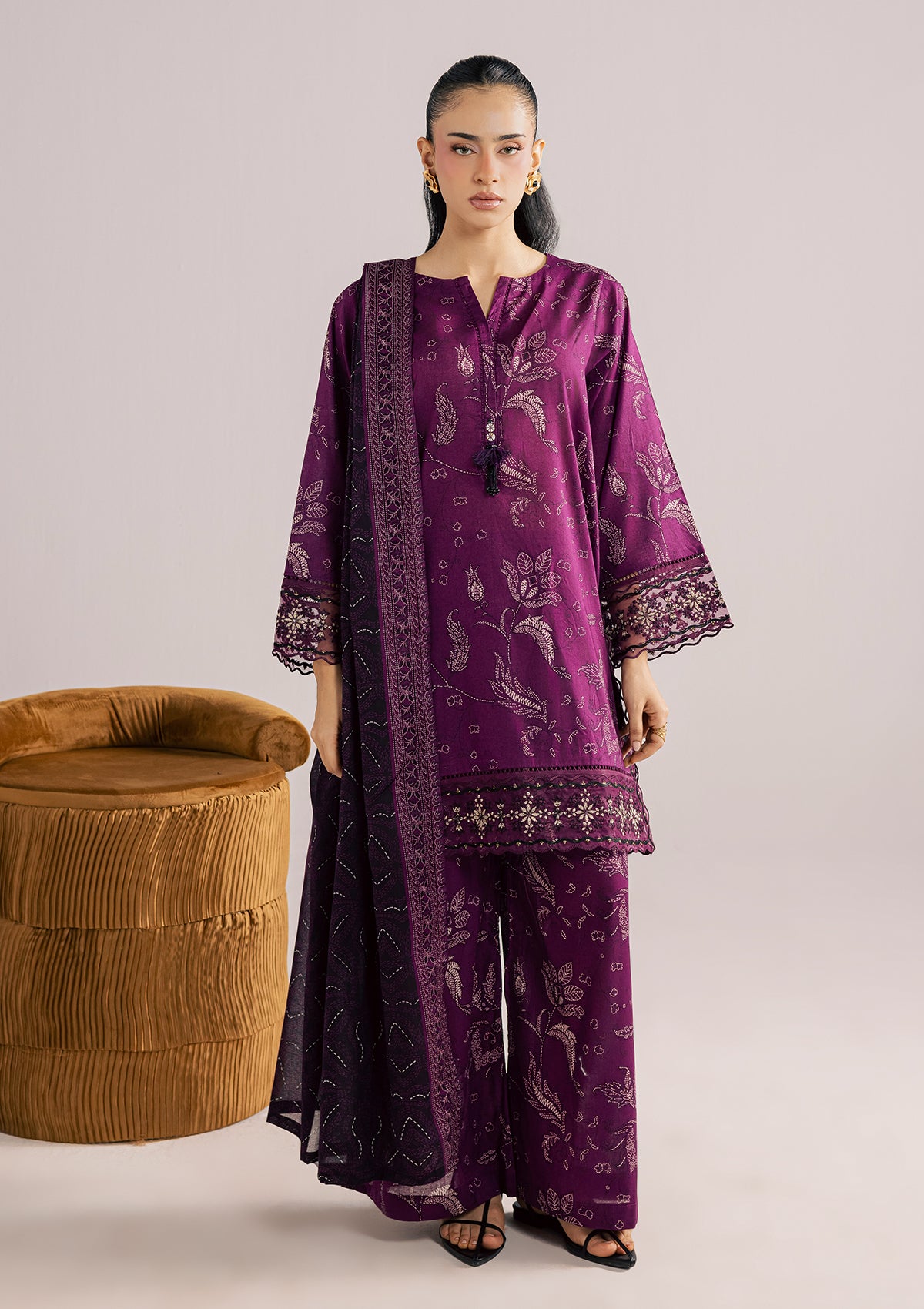 PRINTED EMBROIDERED LAWN BT006852-PRP