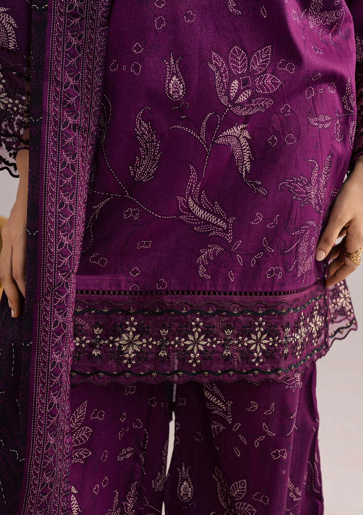 PRINTED EMBROIDERED LAWN BT006852-PRP
