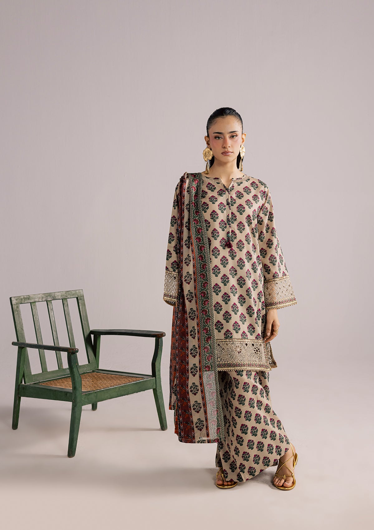 PRINTED EMBROIDERED LAWN BT006852-SKN