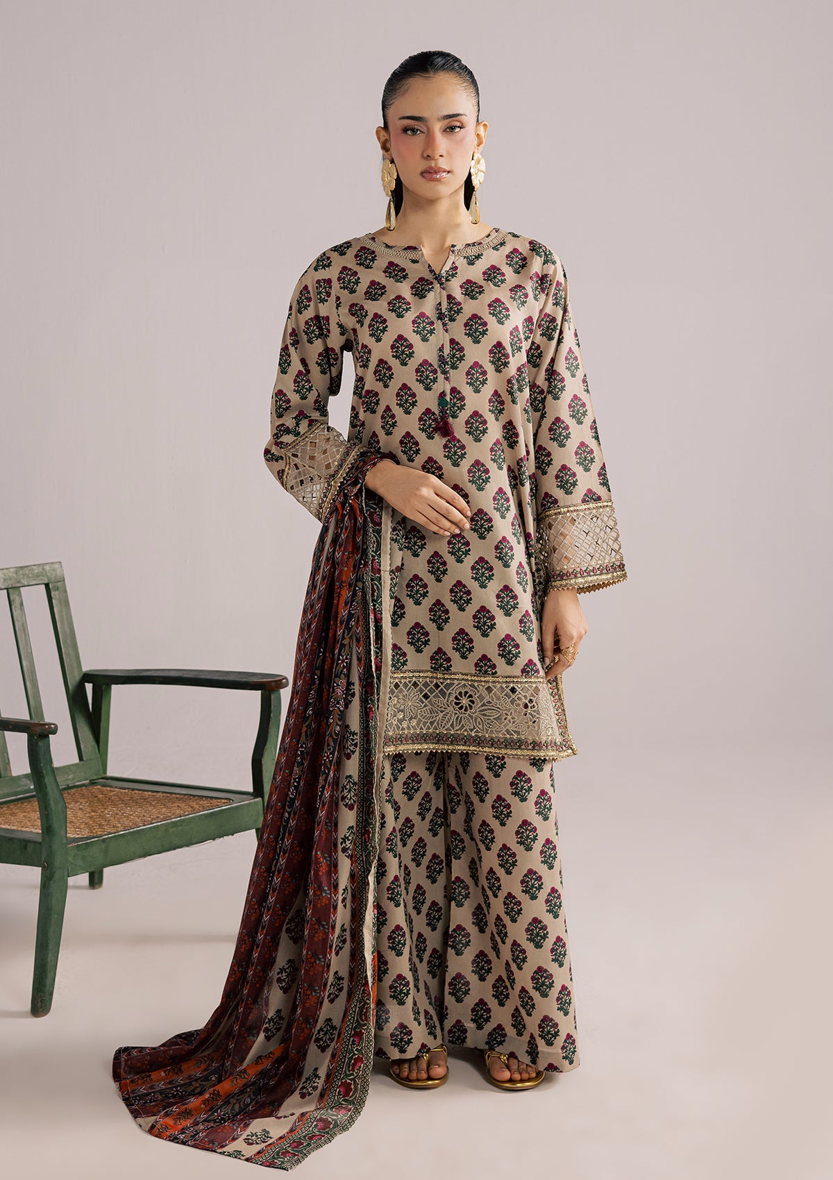 PRINTED EMBROIDERED LAWN BT006852-SKN