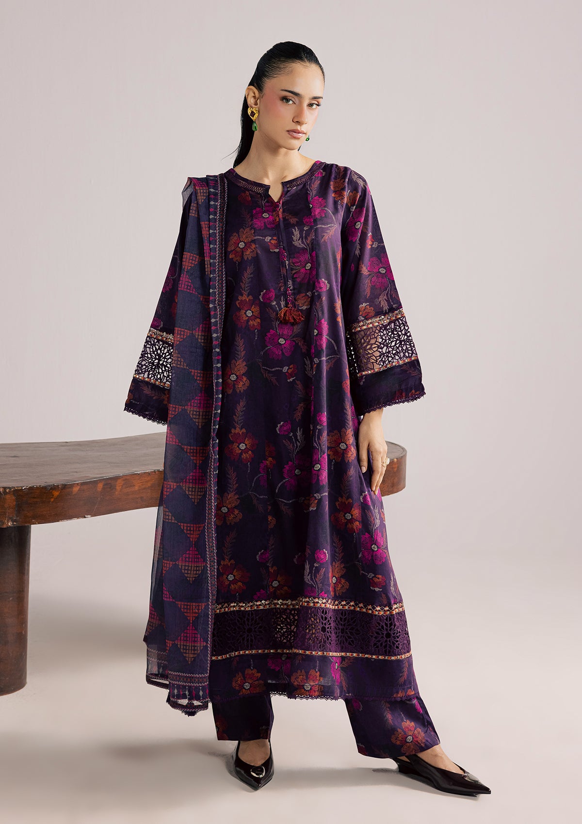 PRINTED EMBROIDERED LAWN BT006853-PRP