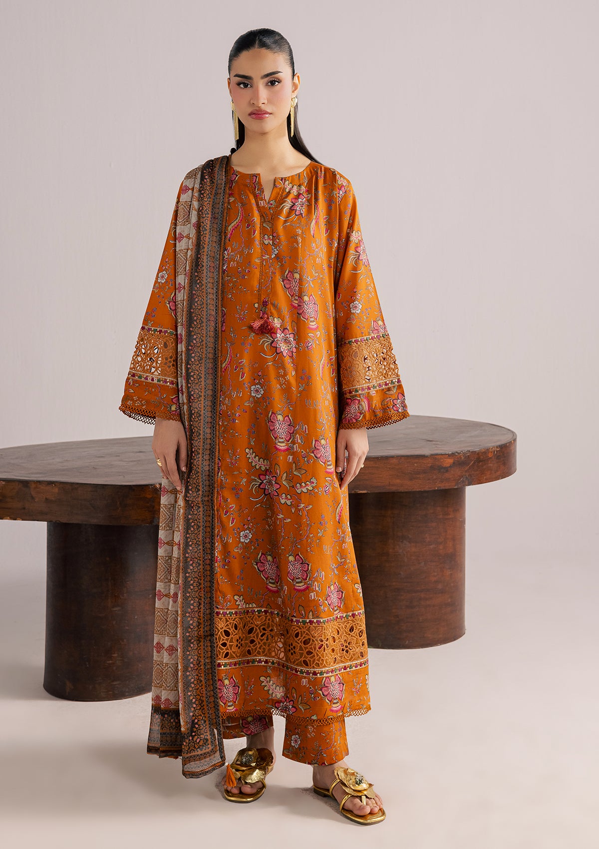 PRINTED EMBROIDERED LAWN BT006853-ORN