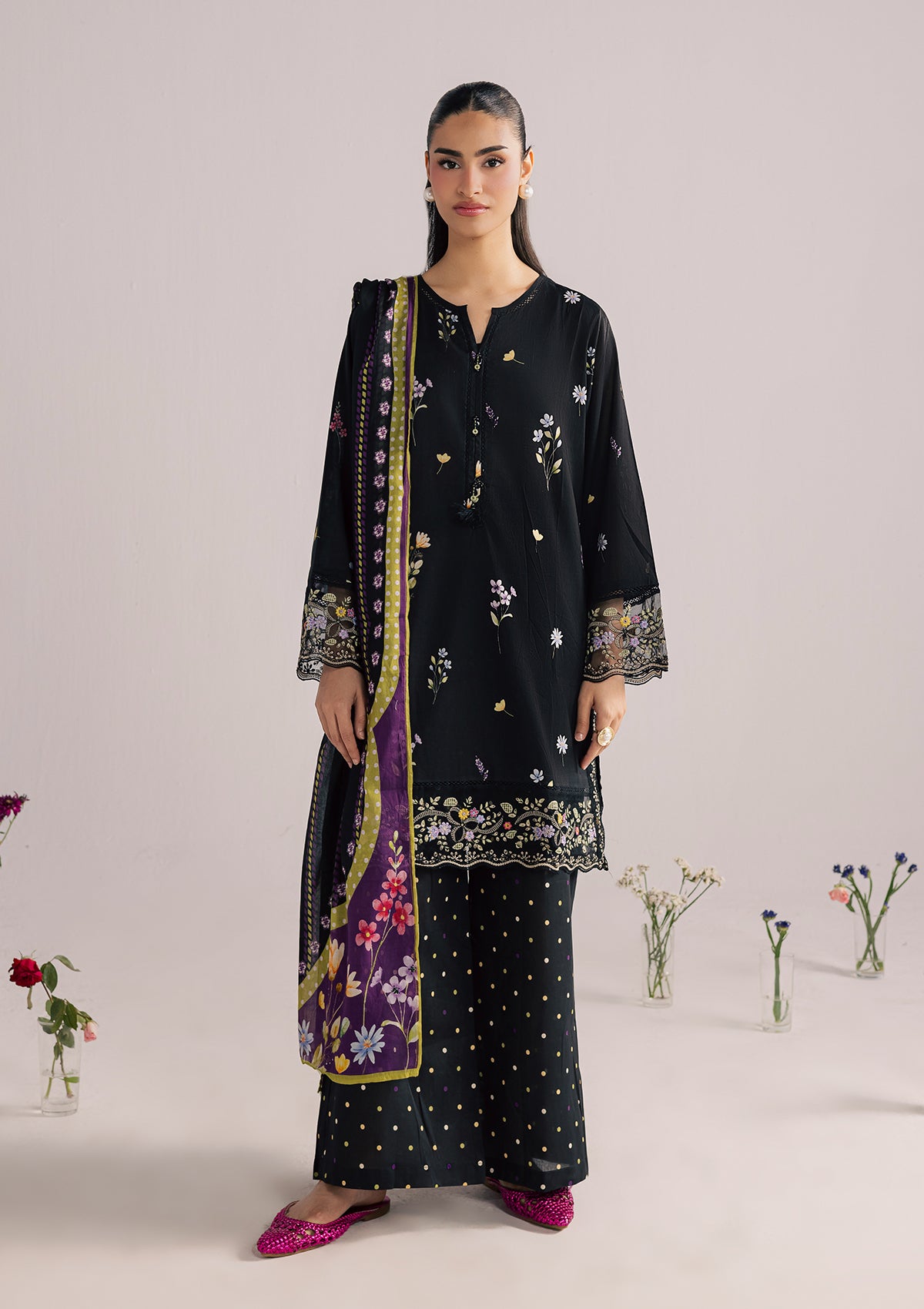 PRINTED EMBROIDERED LAWN BT006852-BLK