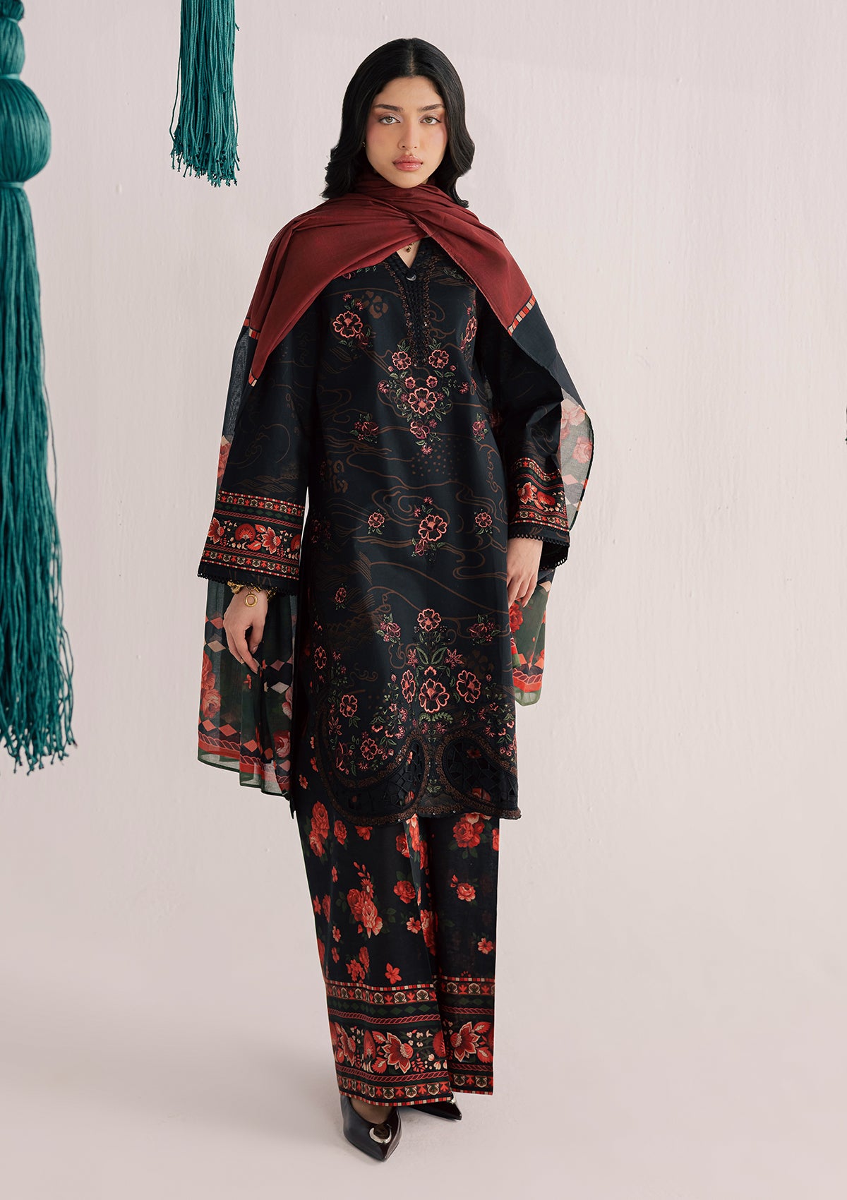 PRINTED EMBROIDERED LAWN BT006860-BKB