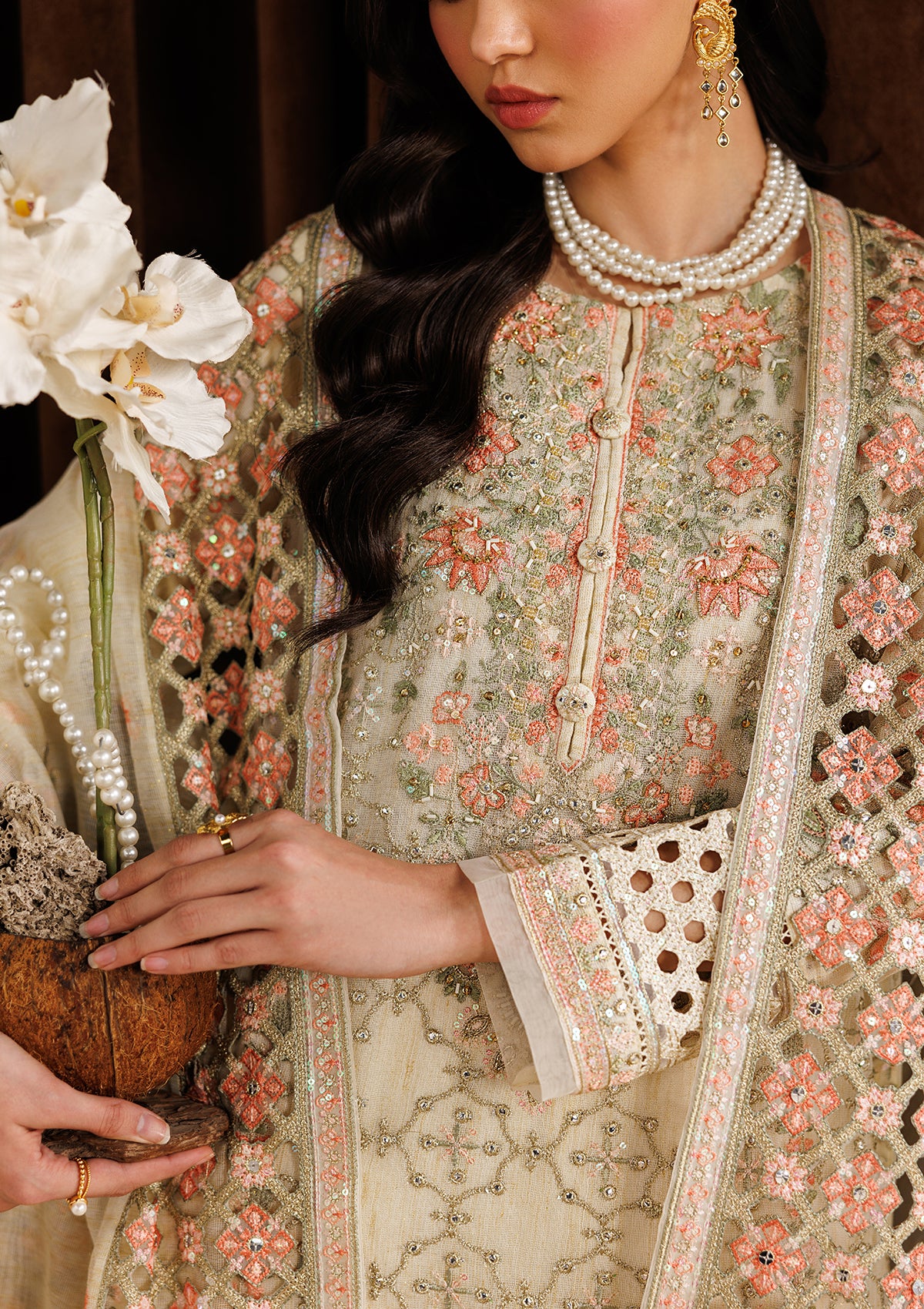 EMBROIDERED KHADDINET BT006755-OWH
