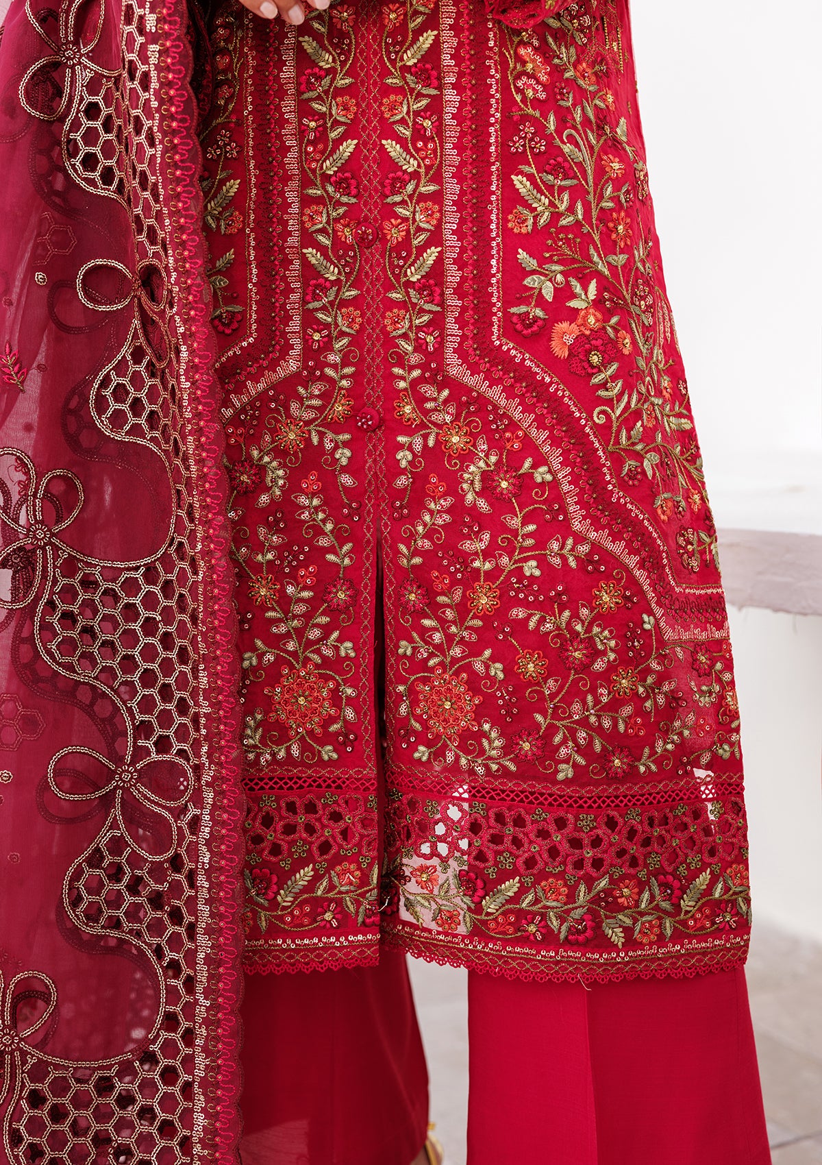 LUXURY Embroidered organza  BT006825-RED