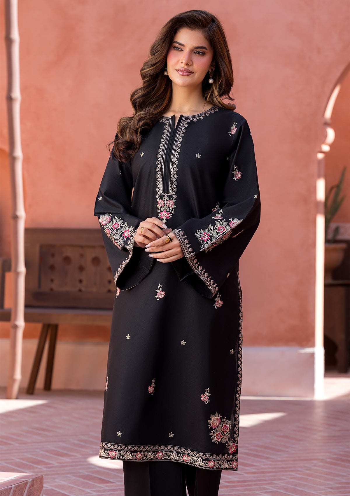 EMBROIDERED COTTON BT006686-BLK-2