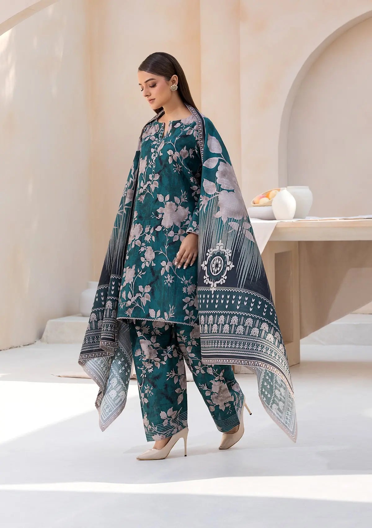 Printed Khaddar BT6553-C-GRN Bin Tayyab