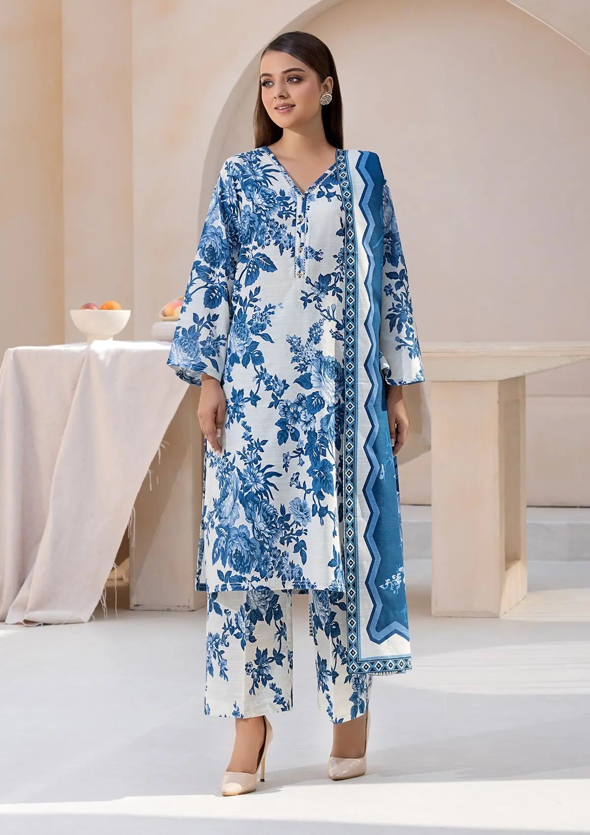 Printed Khaddar BT6553-SKBL Bin Tayyab