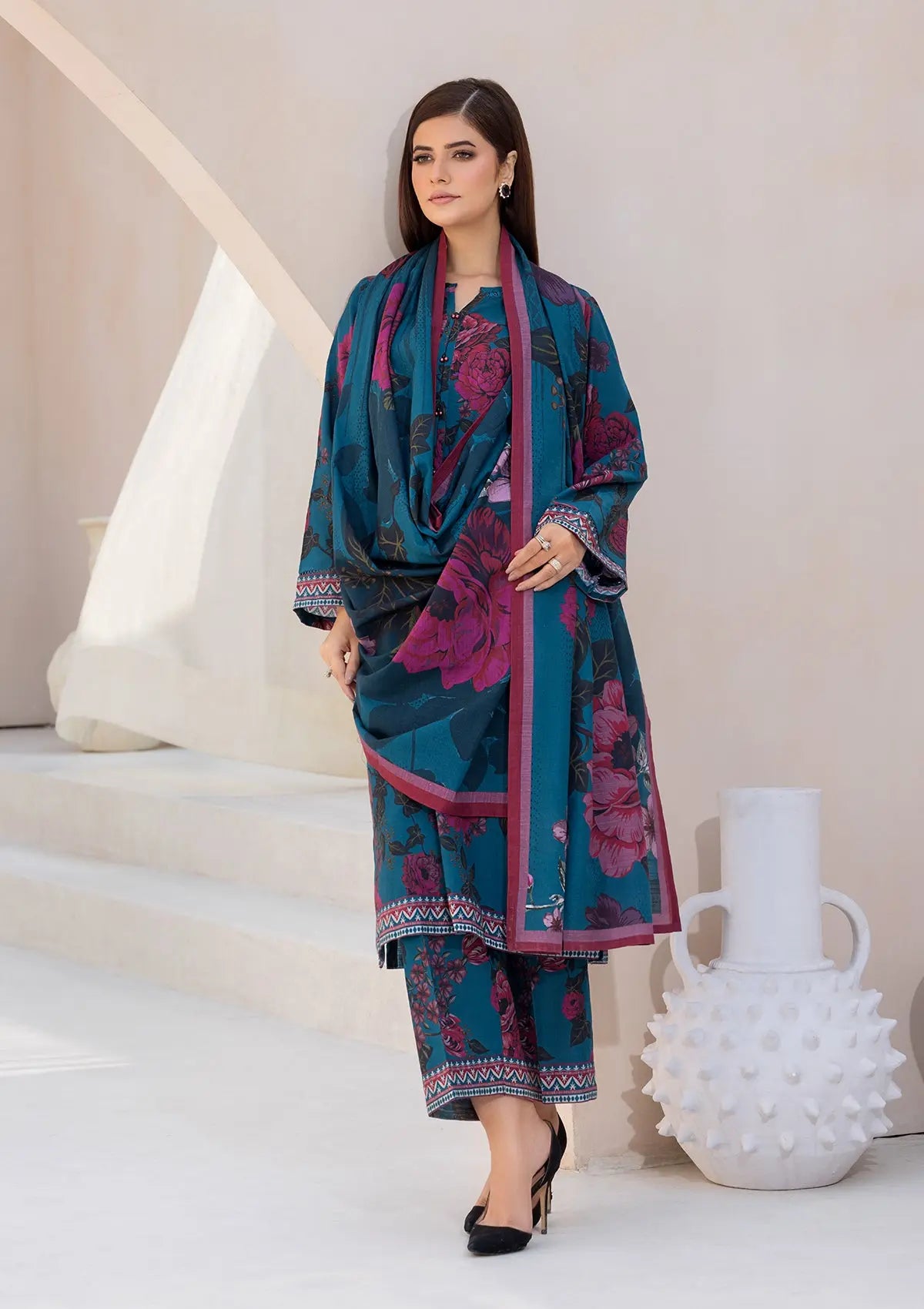 Printed Khaddar BT6553-D-BLU Bin Tayyab