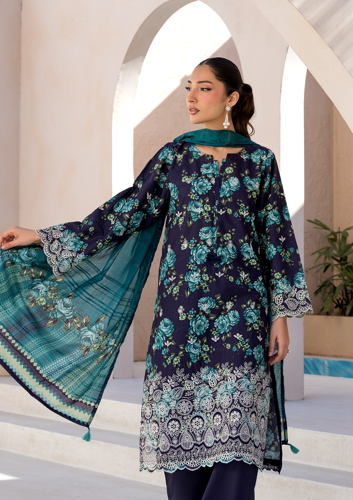 PRINTED CHICKENKARI LAWN BT006697-NVB