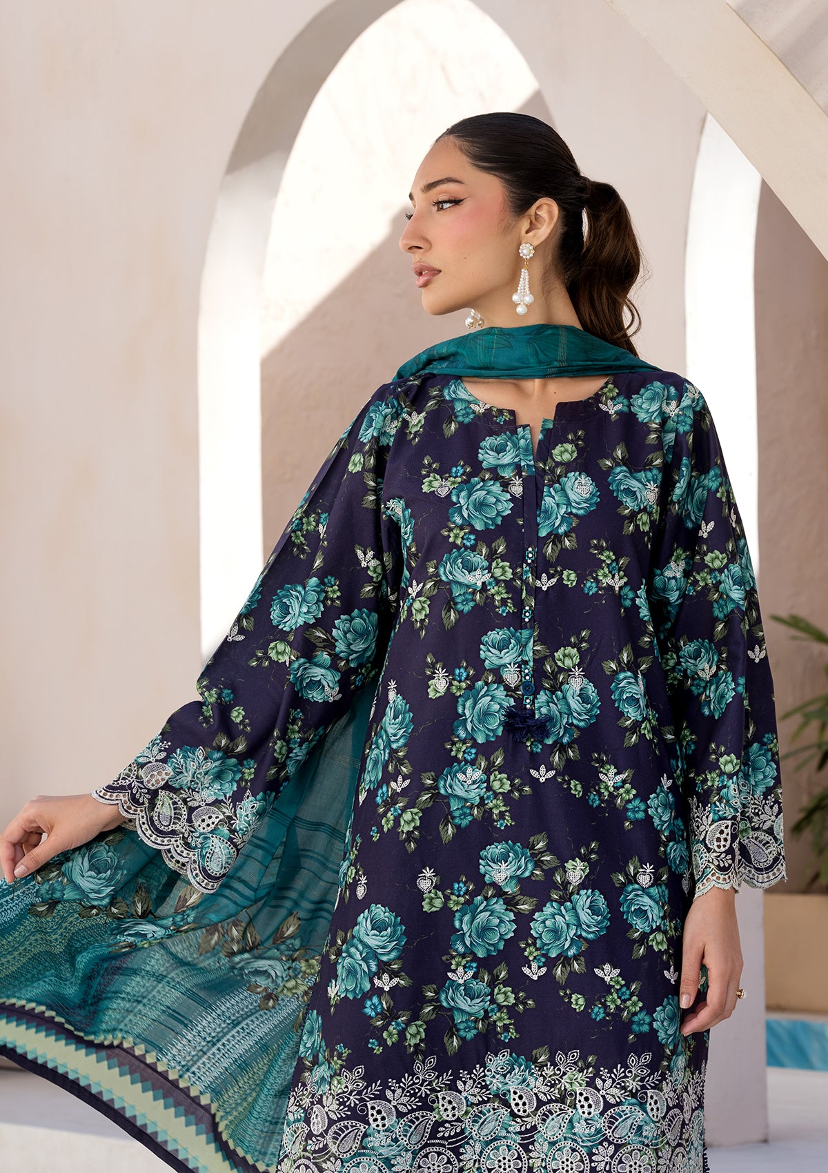 PRINTED CHICKENKARI LAWN BT006697-NVB