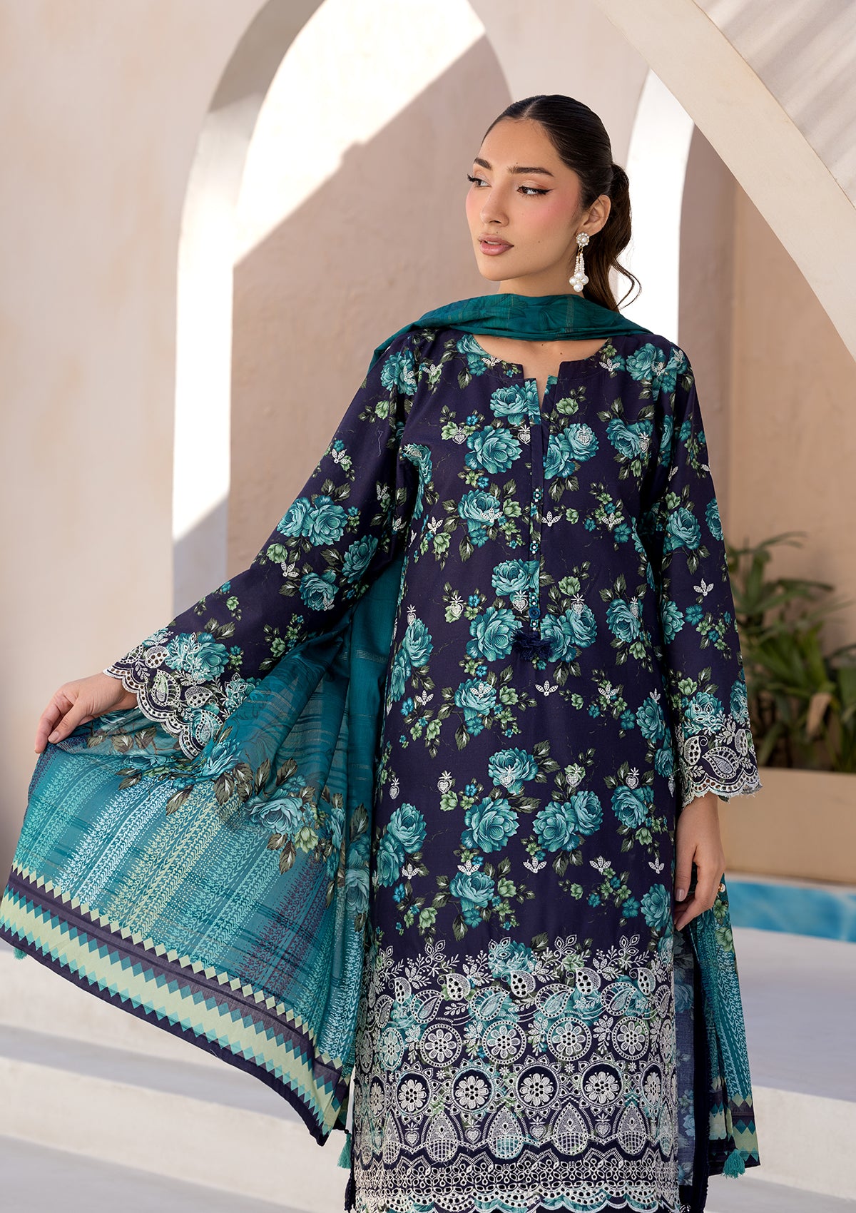 PRINTED CHICKENKARI LAWN BT006697-NVB