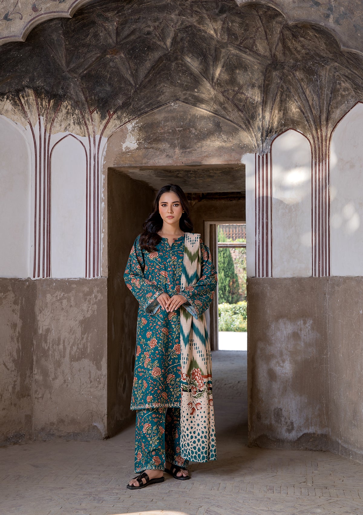 EMBROIDERED KHADDAR BT6512-CGN