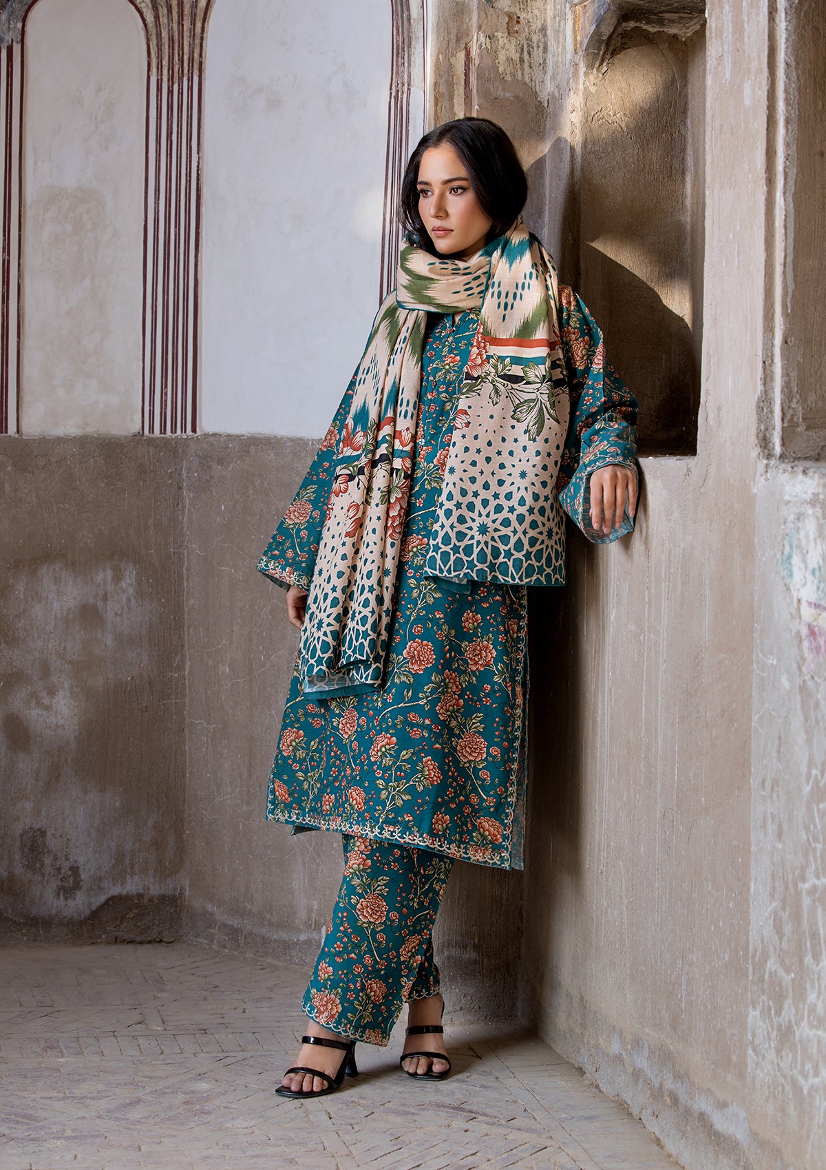 EMBROIDERED KHADDAR BT6512-CGN