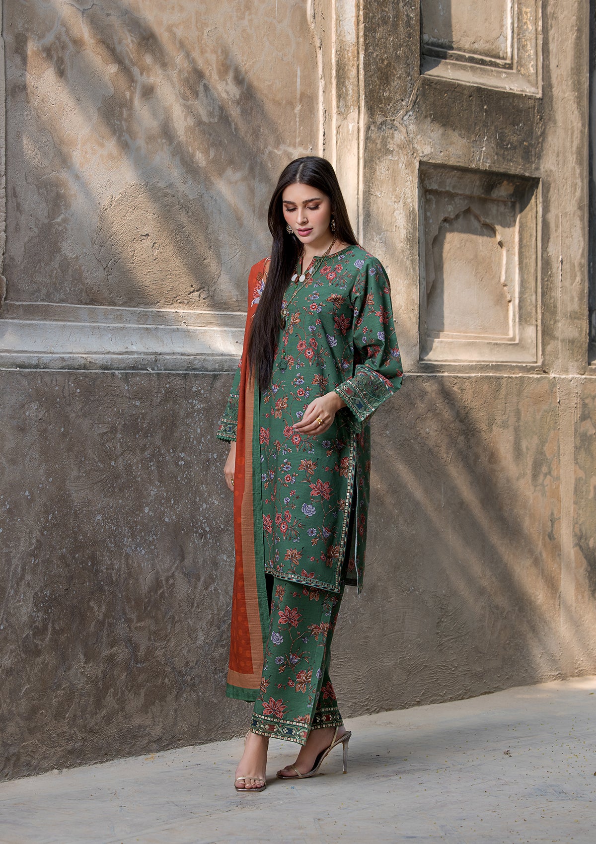 EMBROIDERED KHADDAR BT6513-GRN