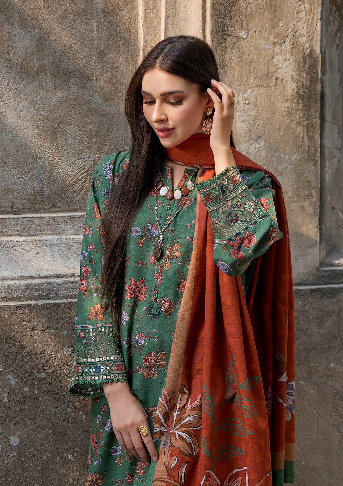 EMBROIDERED KHADDAR BT6513-GRN