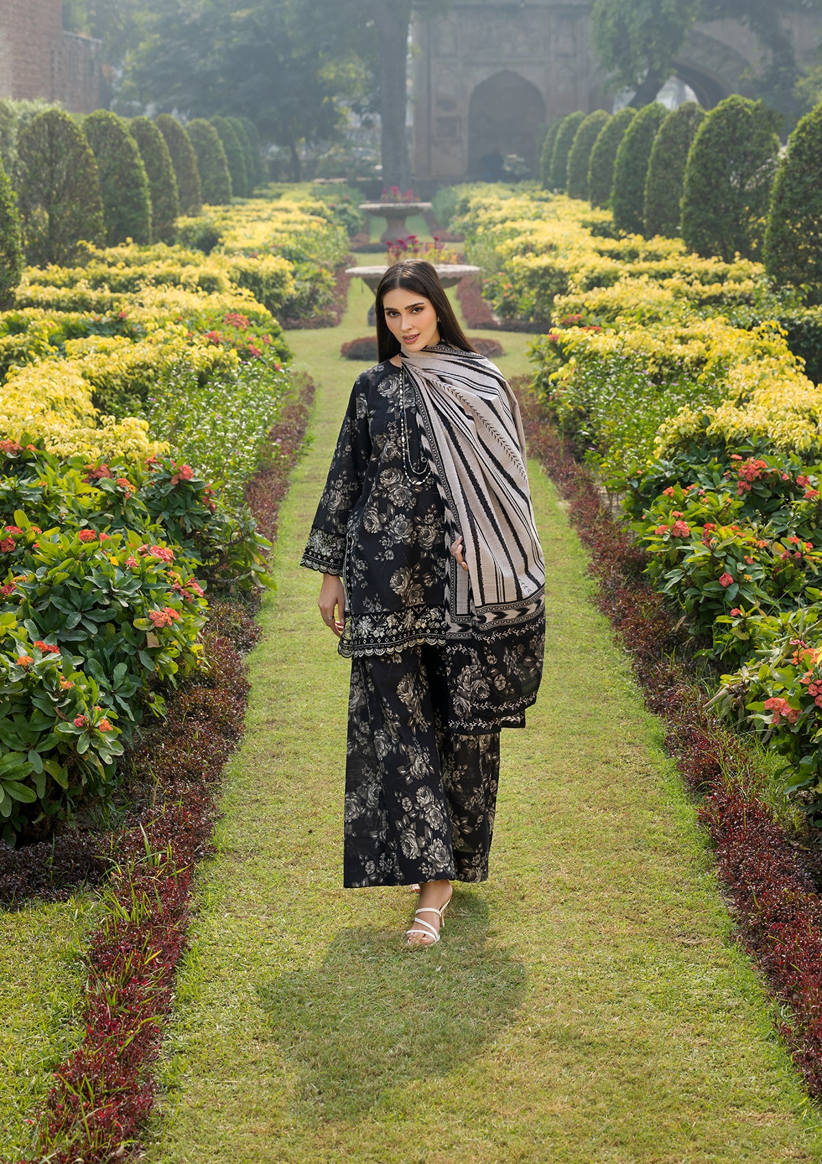 EMBROIDERED KHADDAR BT6513-BLK