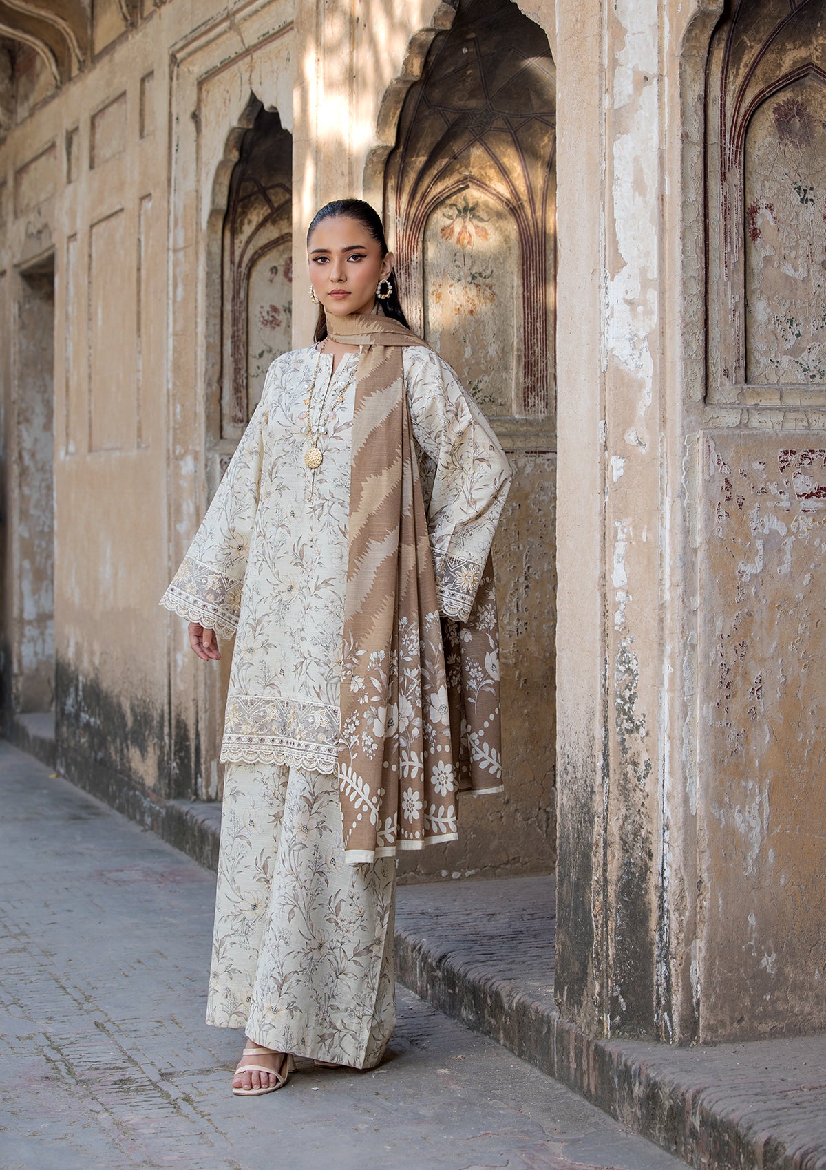EMBROIDERED KHADDAR BT6513-SKN