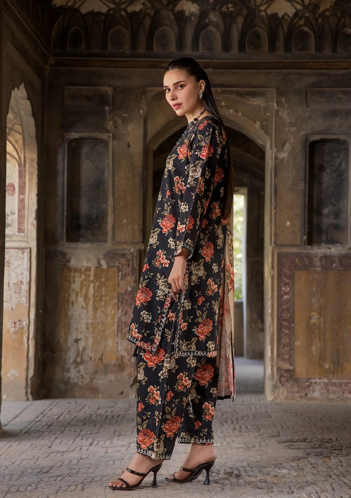 EMBROIDERED KHADDAR BT6512-BRD Bin Tayyab