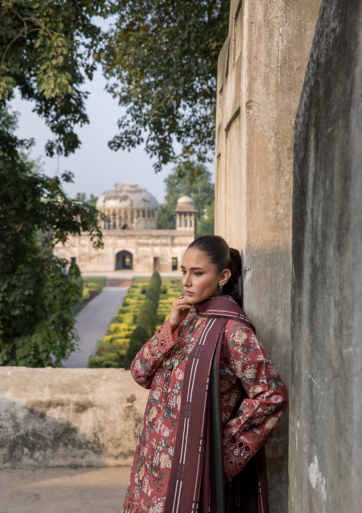 EMBROIDERED KHADDAR BT6513-RST