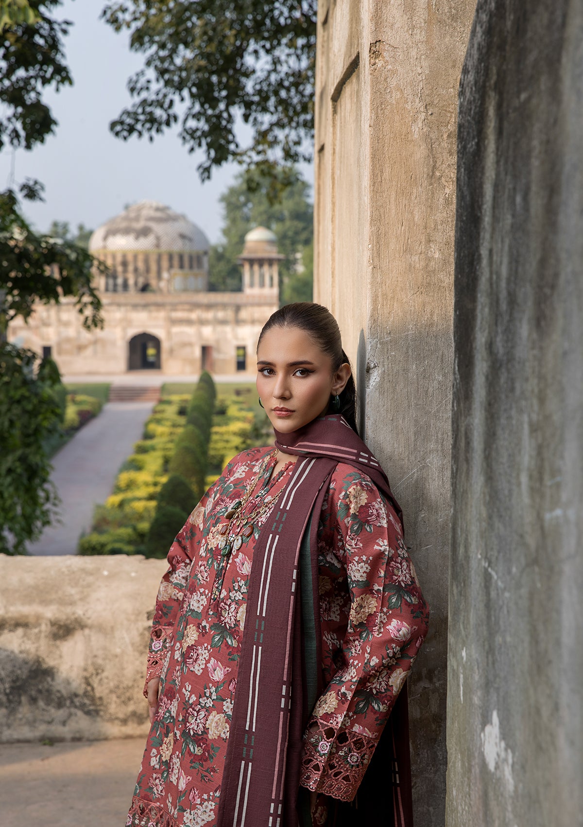 EMBROIDERED KHADDAR BT6513-RST